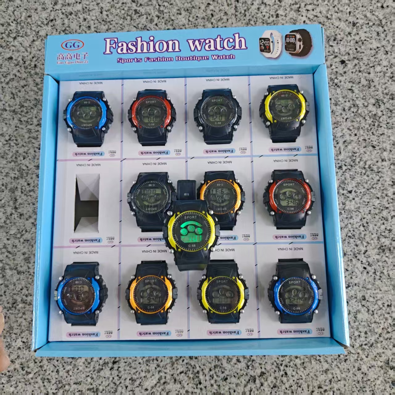 Wholesale from the manufacturer of fashionable, sporty, multi-functional, lightweight, convenient, clear screen display and precise timekeeping details Picture