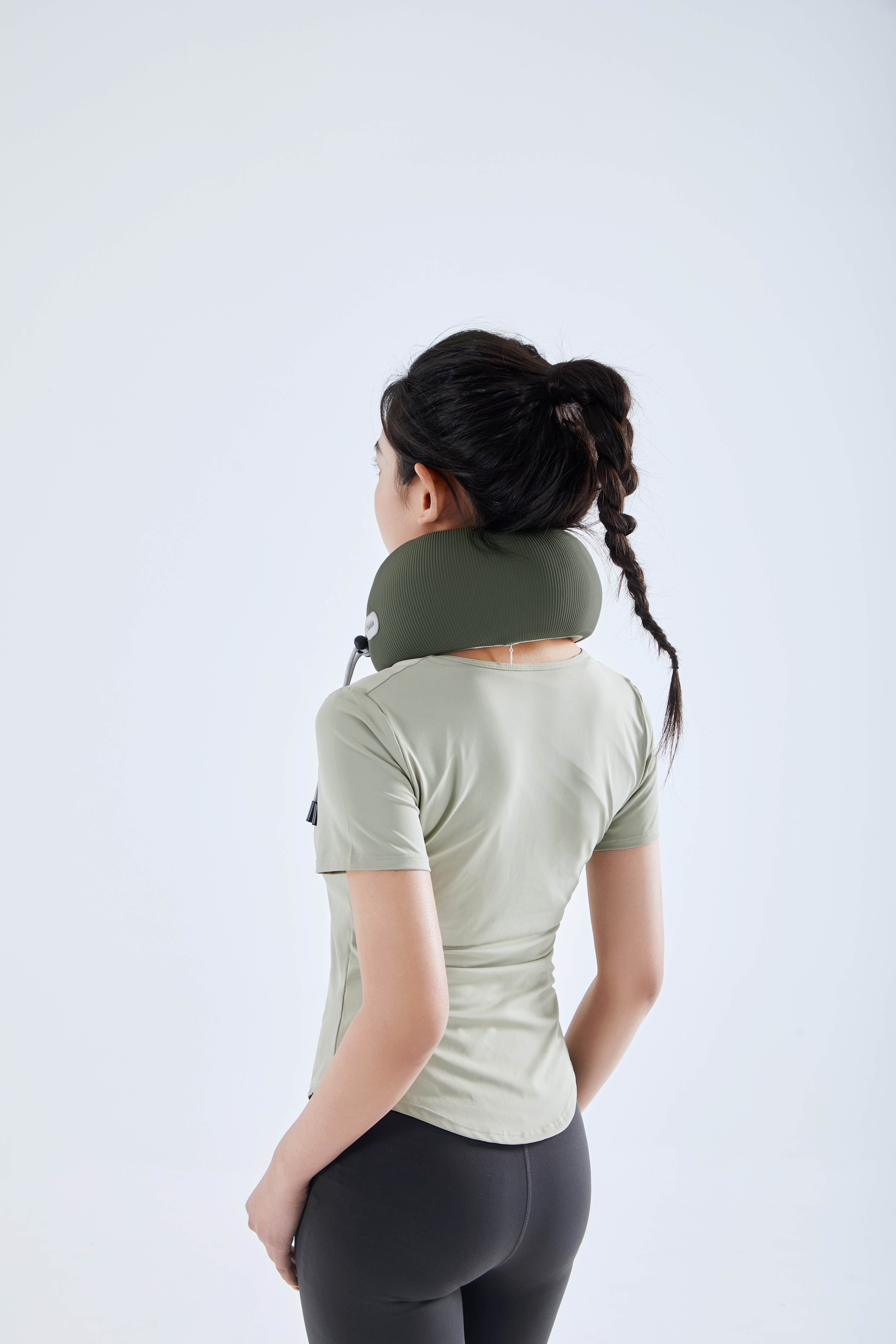 双核强支撑U型枕100D记忆棉旅行枕详情2