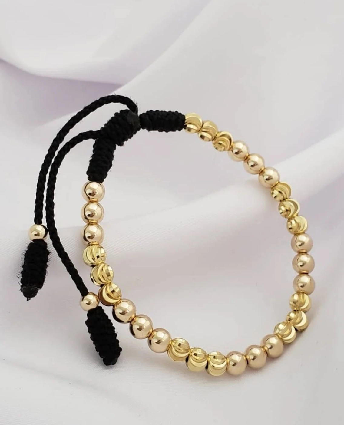 Cross-border European and American fashion bestseller copper alloy hand-woven small bracelet detail image 2