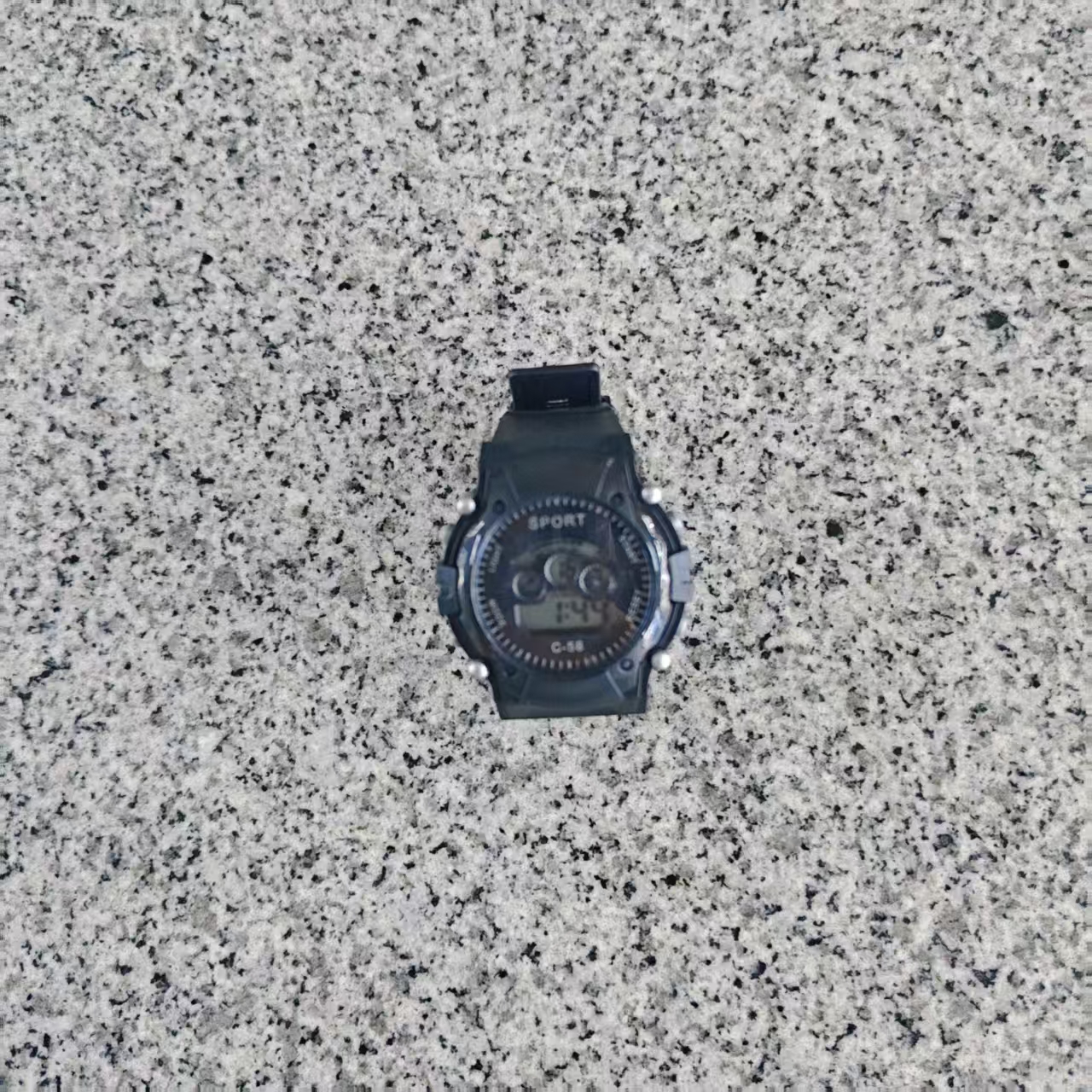 Wholesale from the manufacturer of fashionable, sporty, multi-functional, lightweight, convenient, clear screen display and precise timekeeping Specification image