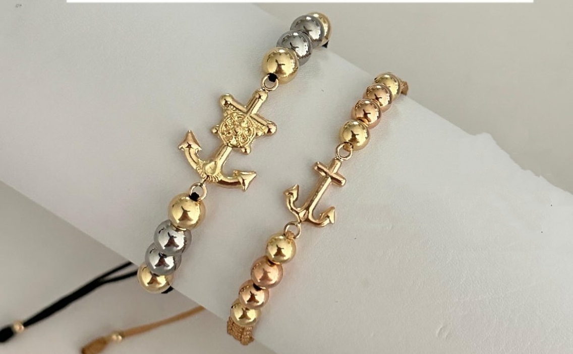 Cross-border European and American fashion bestseller copper alloy hand-woven small bracelet