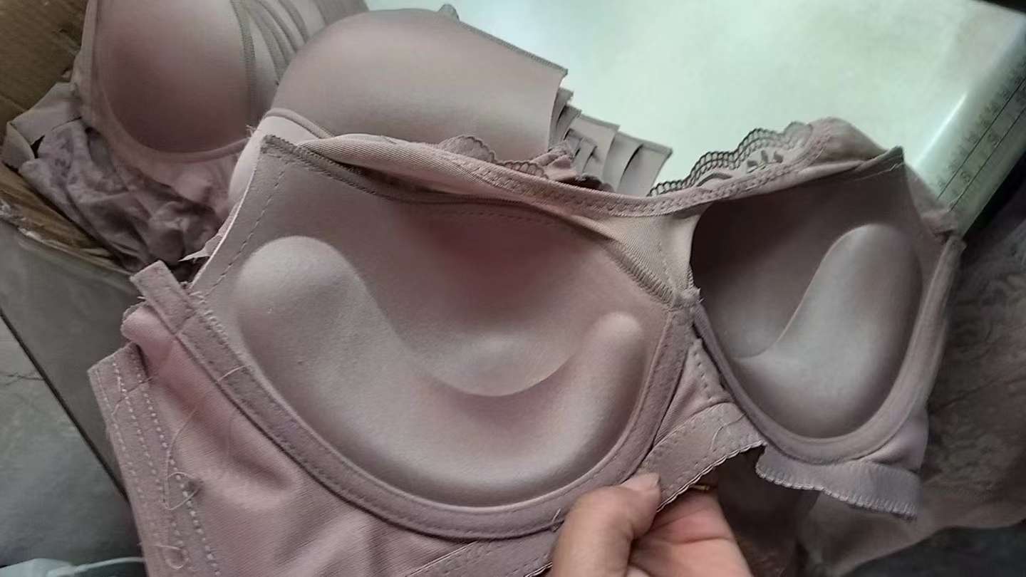 Cross-border lingerie: Women's plus-size bras without underwire detail image 18