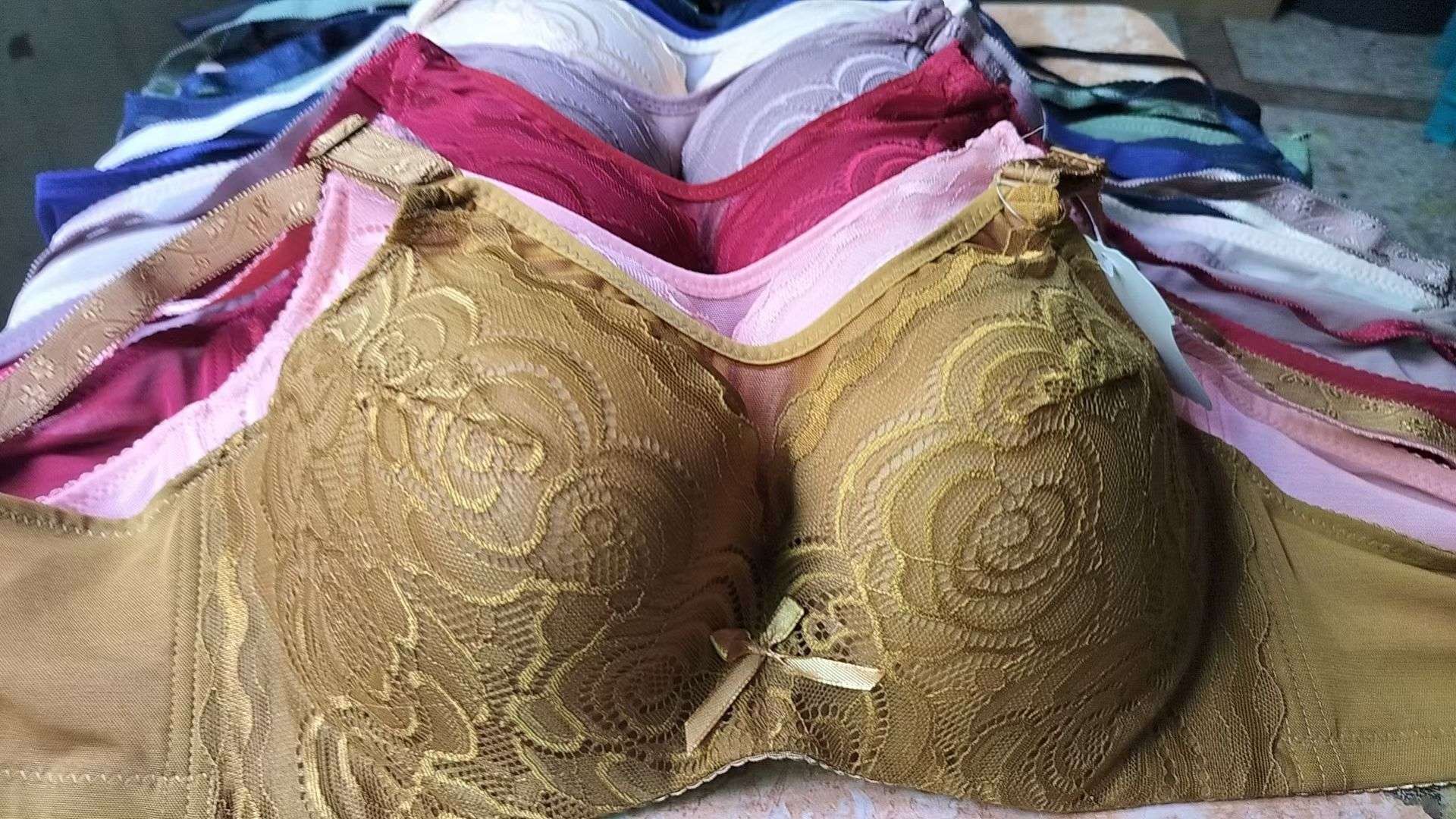 Cross-border lingerie: Women's plus-size bras without underwire detail image 15