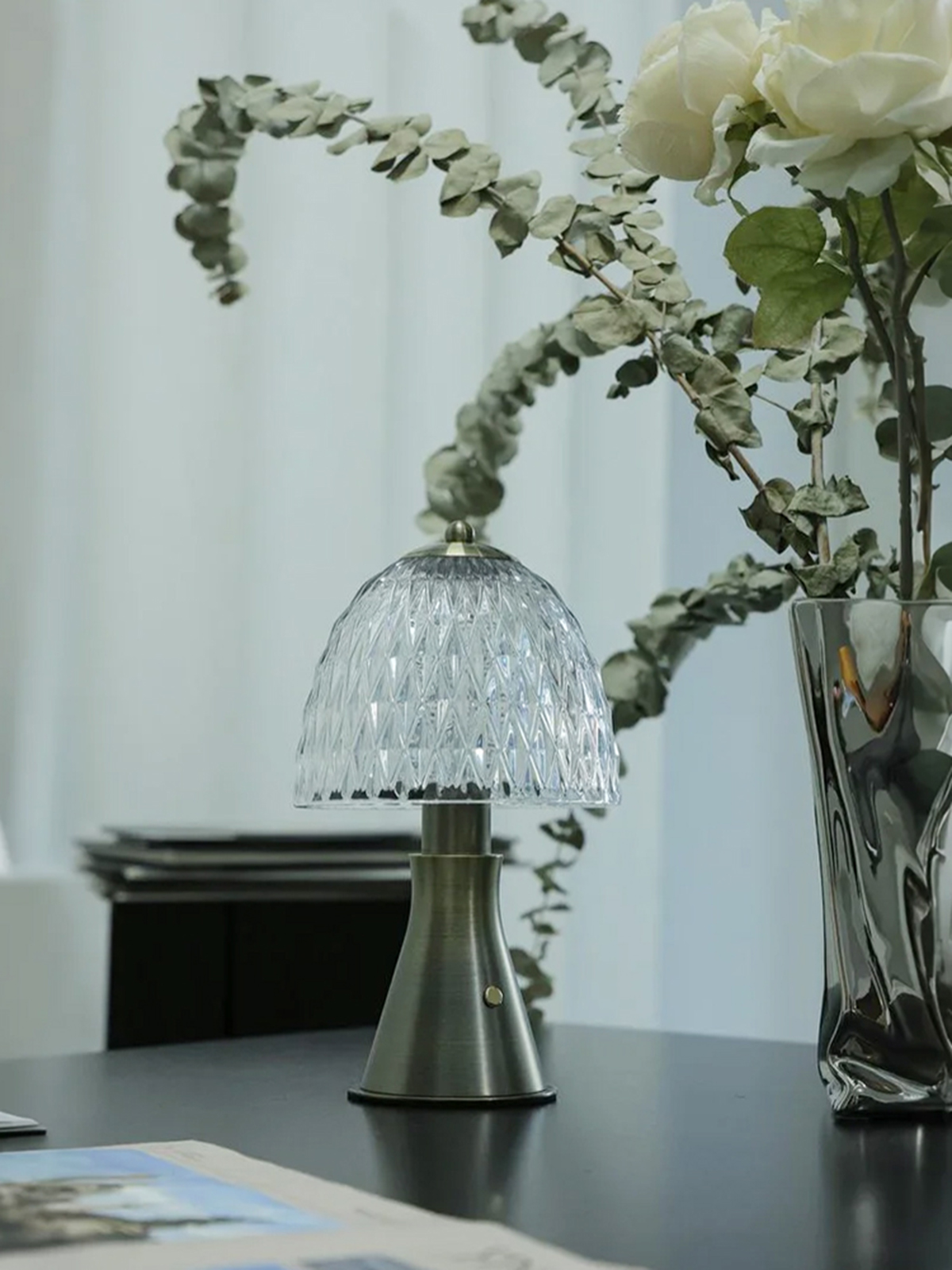 Ambient light, night light, decorative rechargeable glass table lamp Item Picture
