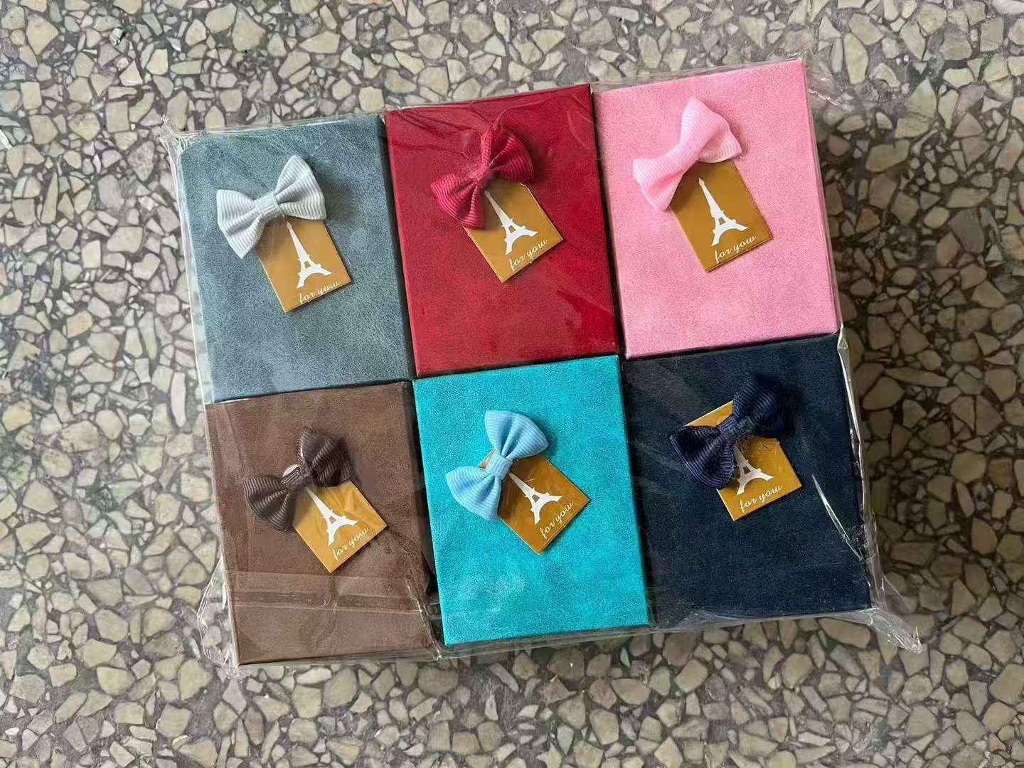 饰品盒子7x9抽届盒。颜色有宝兰。大红。粉色。灰色。咖啡色。灰色。客户也可以来样品做首饰展示盒详情图4