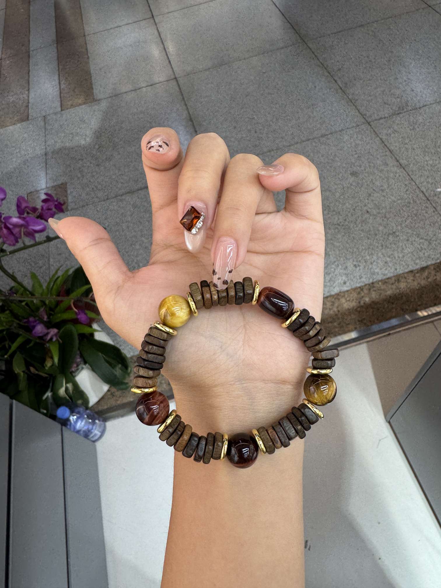 手串  虎眼石➕达拉干 颜色百搭不挑人  
合香珠文玩手串中药手串合香手串手串