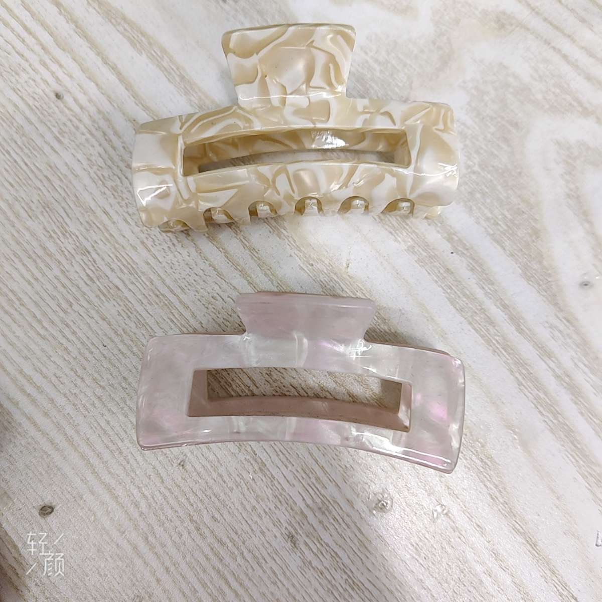 Rectangular grab clip, Feliya women's spliced hair tie, Korean style hair tie, hair accessory, hair accessory, hair tie, hair band, simple and versatile, fashionable women's acrylic large claw hair accessory, women's spliced Korean style hair band, Feliya large claw hair detail image 9