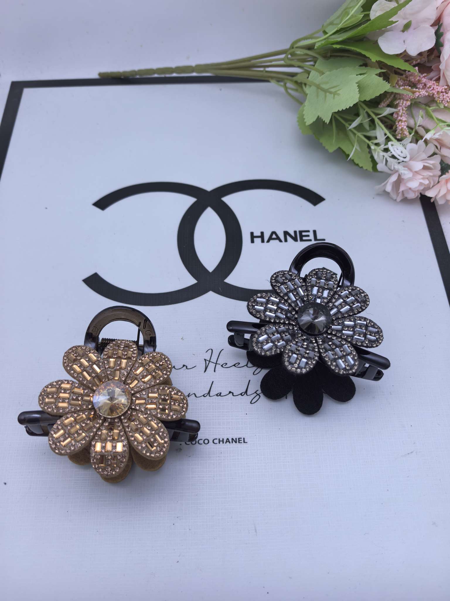 时尚饰品配件多款精选百搭装饰品配件饰品配件多样款式丰富选择