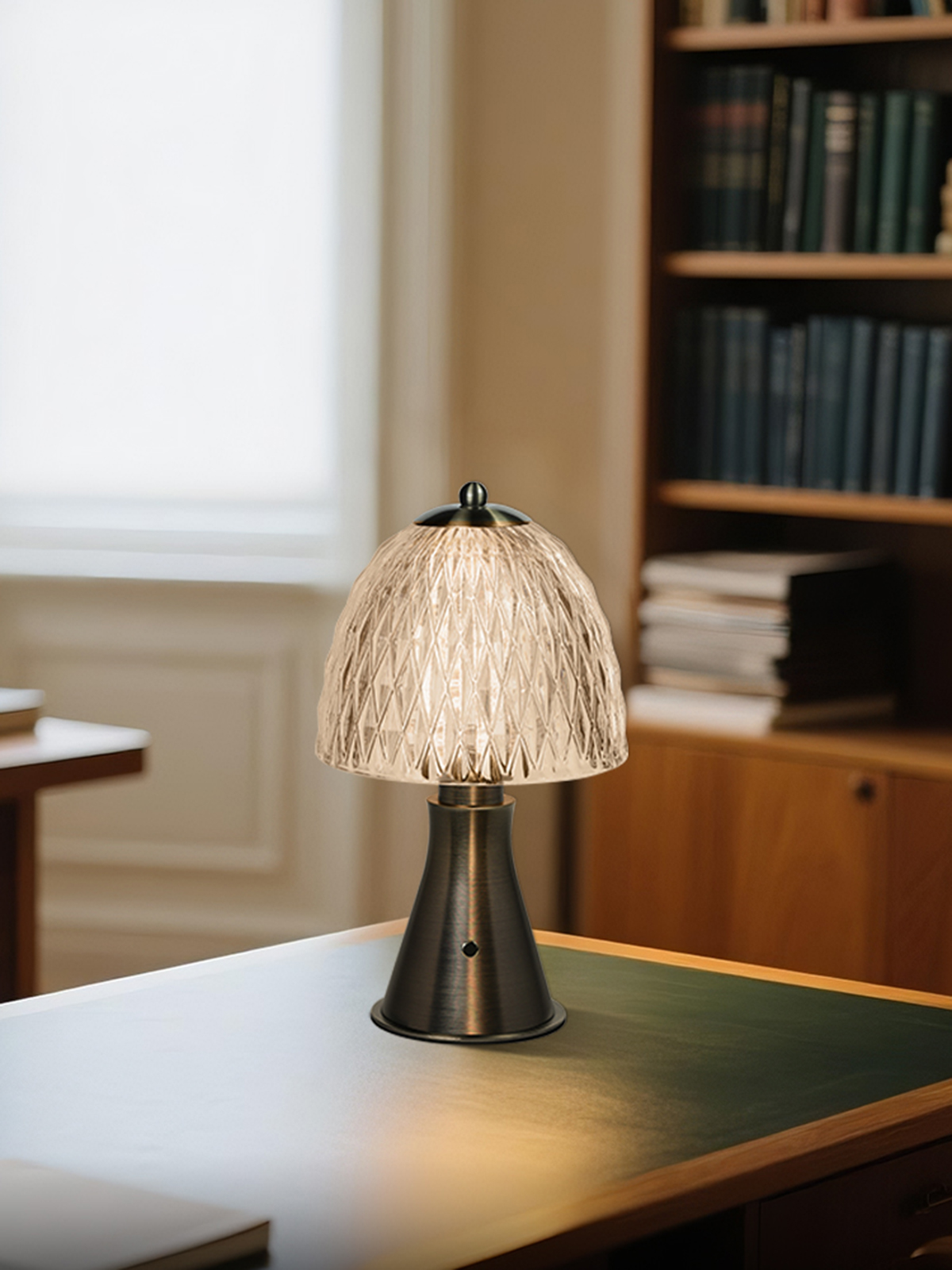 Ambient light, night light, decorative rechargeable glass table lamp details Picture