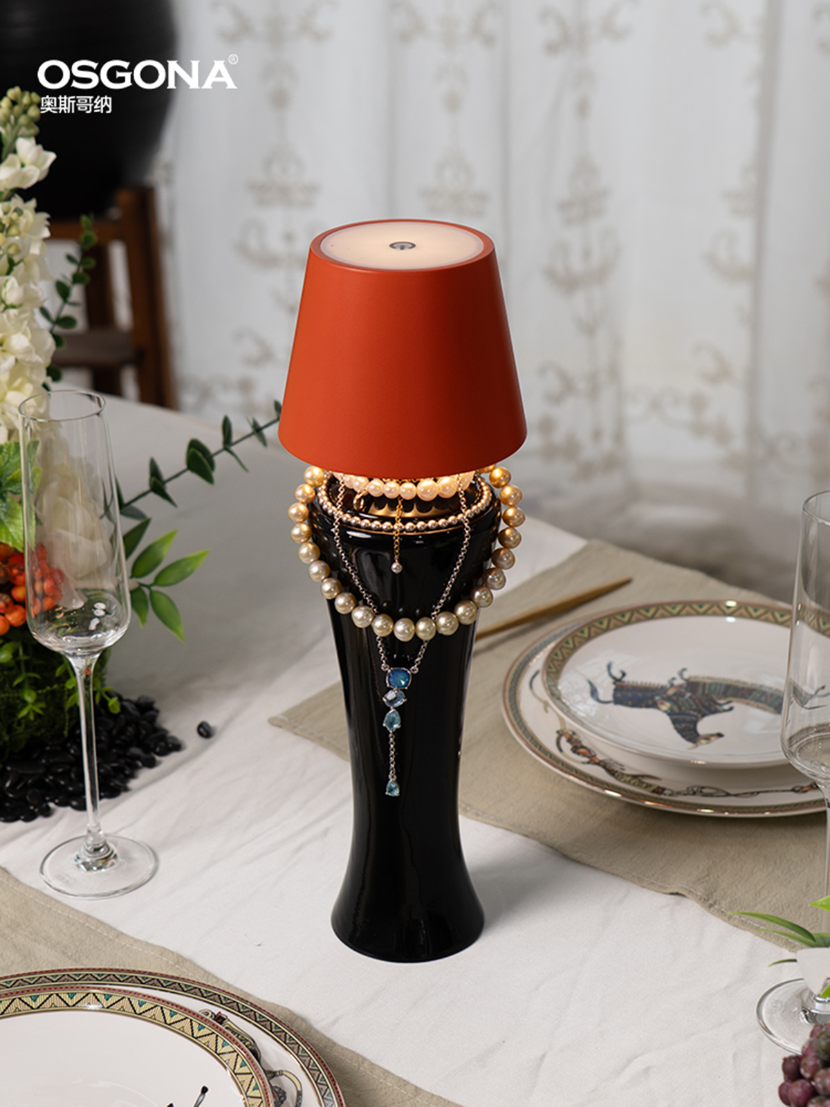 Creative table lamp, Muse lamp body, ambient light, decorative home lamp, ornaments, small night lampshade full figure