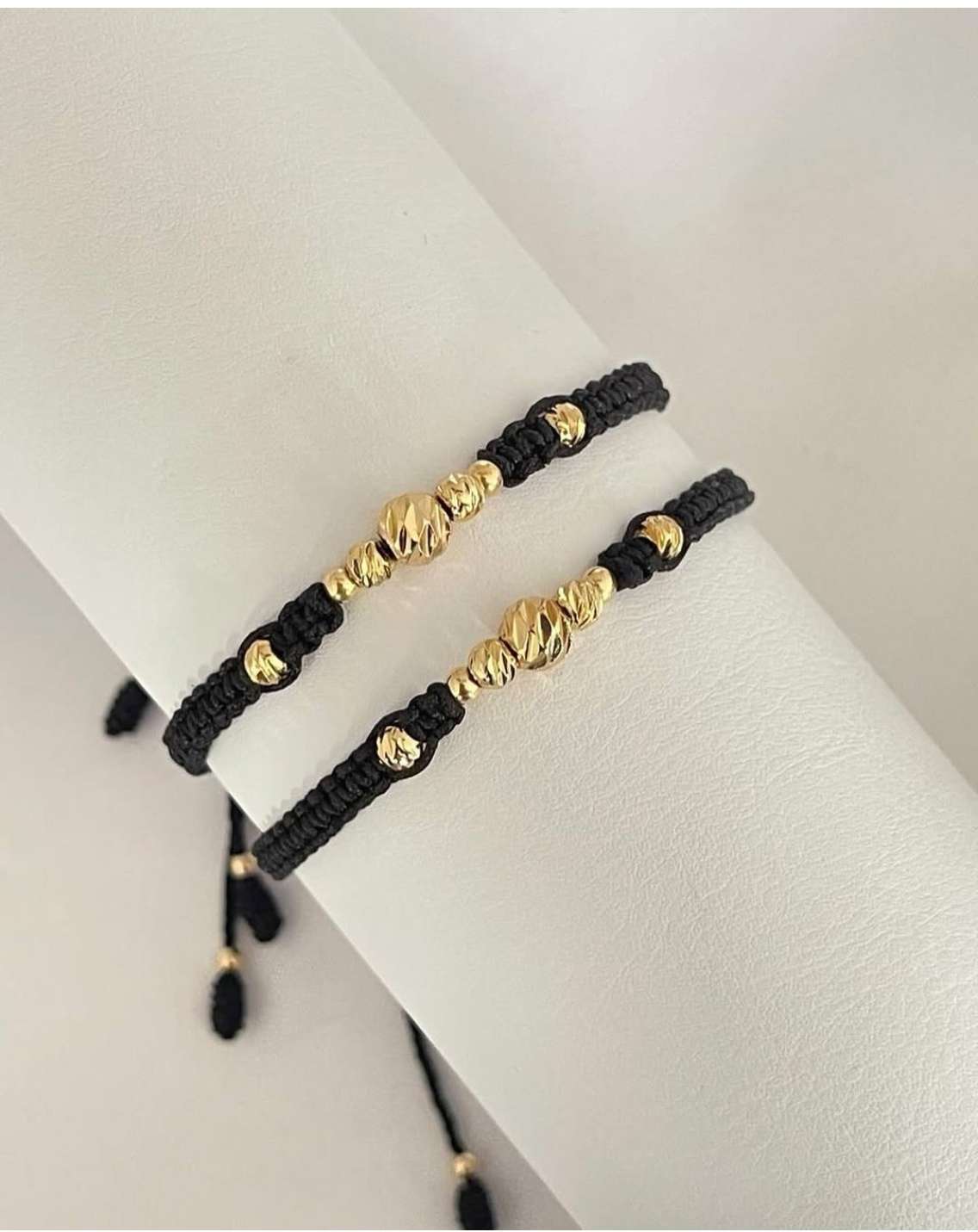 Cross-border European and American fashion bestseller copper alloy hand-woven small bracelet detail image 6