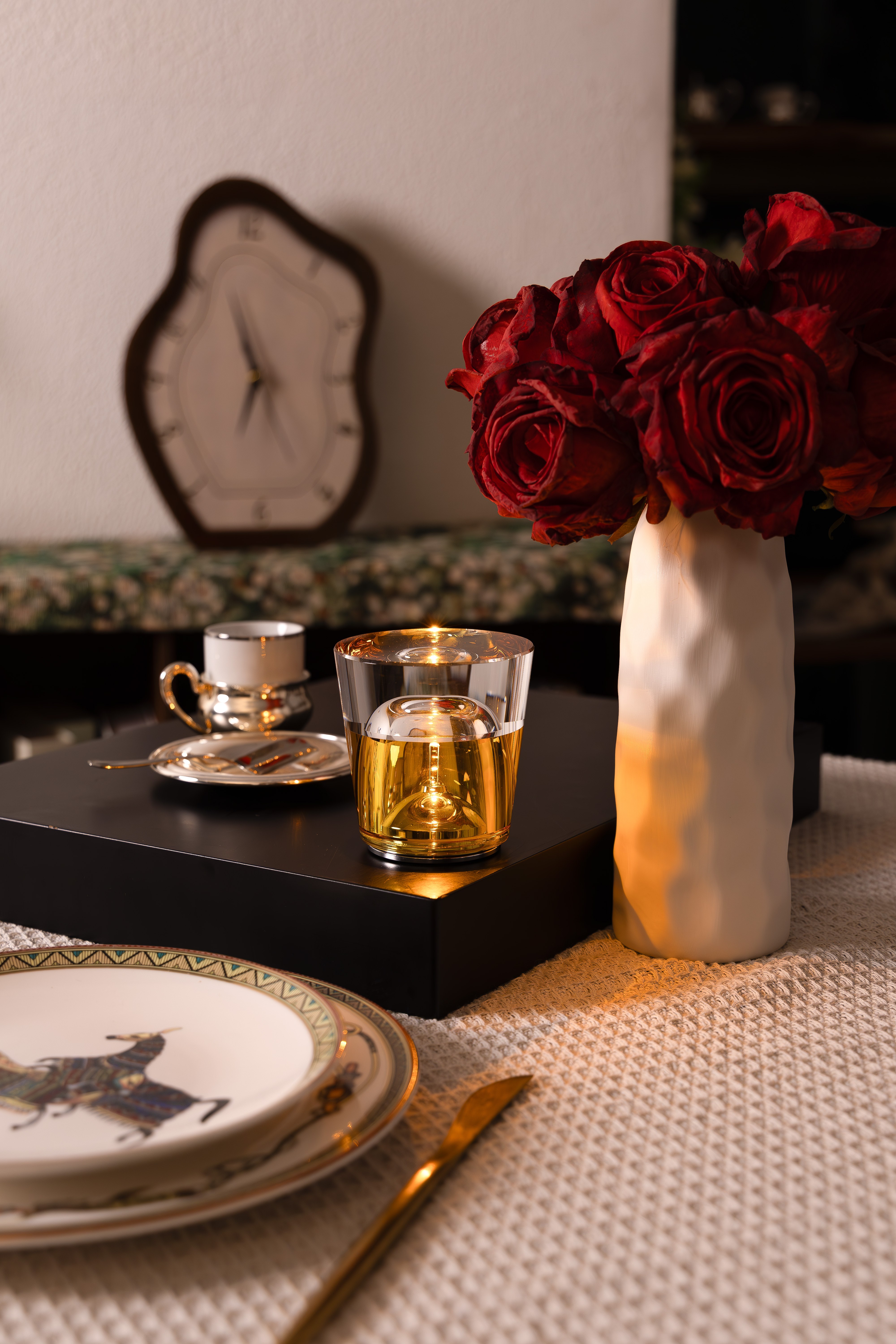 Creative table lamps, decorative items, night lights, decorative crystal chandeliers, glass ambient lights, home decorative lights Application Scenario
