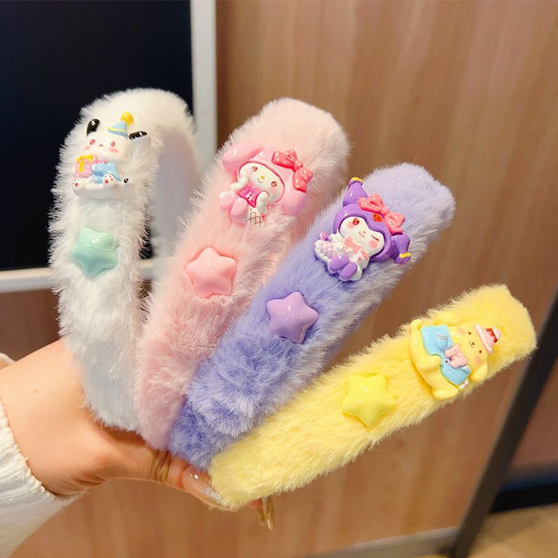 Sanrio Cartoon Star Kuromi Children's hair Band, hair band headwear, little girl washing face, pressing hair band, no hair damage children's headwear Application Scenario