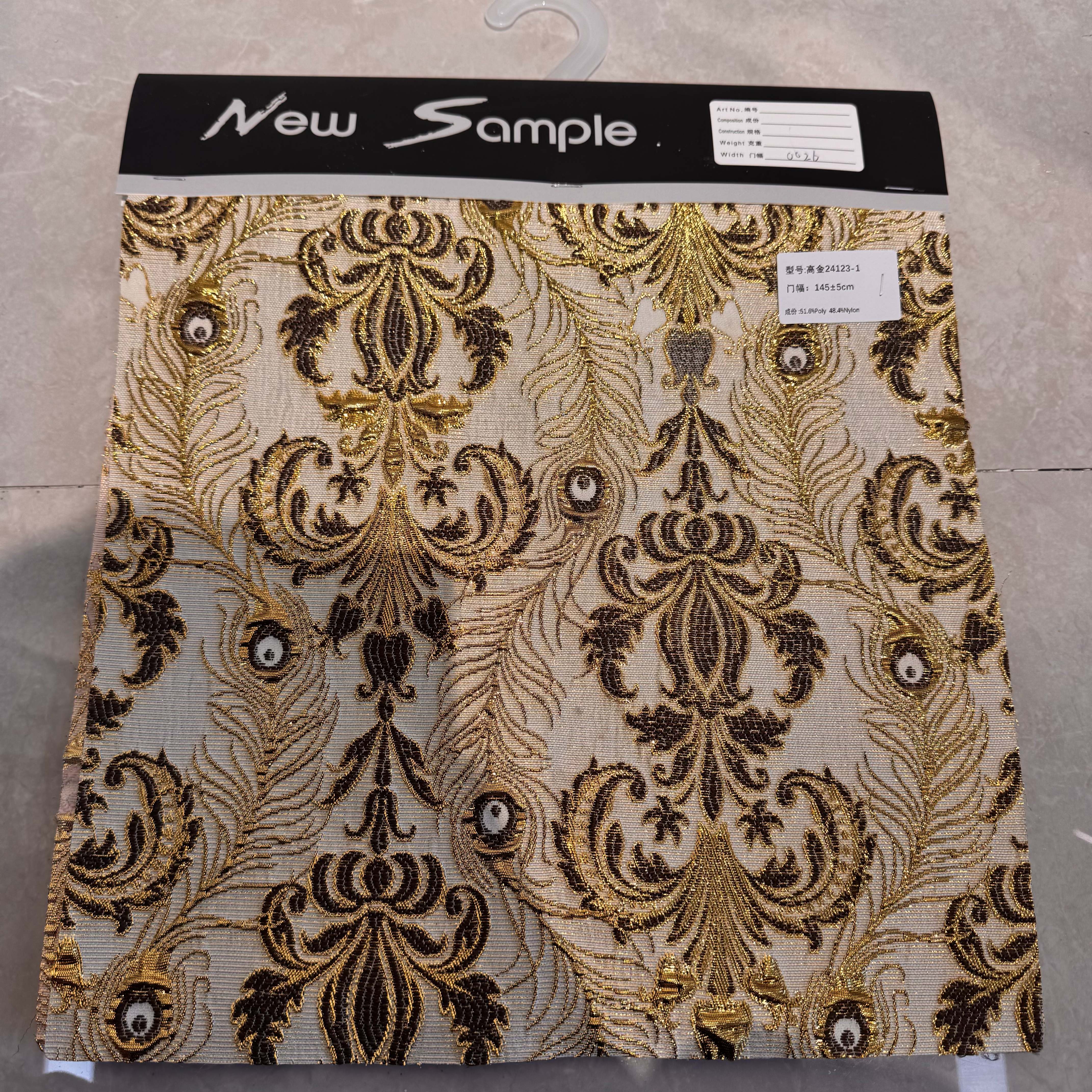 Colorful embroidered fabric in stock, ethnic-style home textiles, home tablecloths, handicrafts, curtain accessories, lace fabric, heavy gold thread embroidery, lace accessories, European and American style Christmas overlock decorative lace ribbons wholesale pic 2