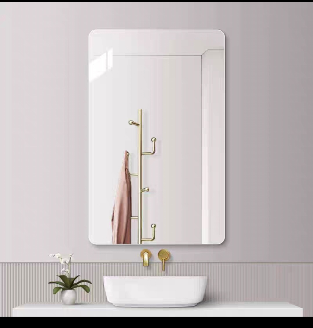 浴室镜CF1，美丽大方。价格优惠，防晒防雾，高度清晰，不变形，图像真实。浴室镜镜子