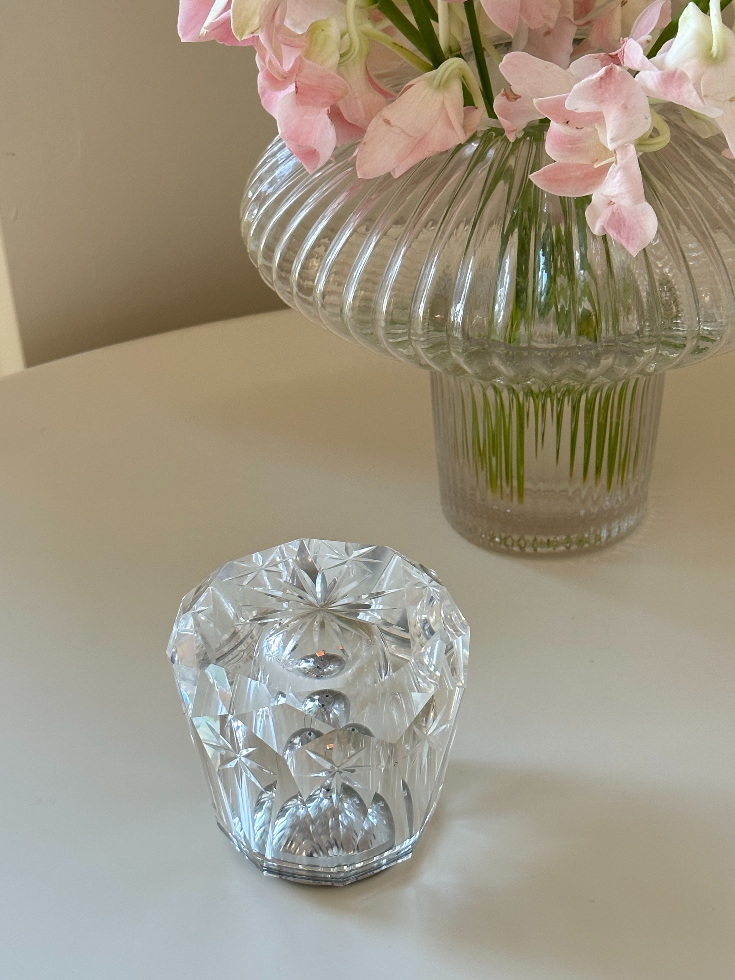 Creative table lamps, home decoration lamps, ornaments, crystal atmosphere lamps, creative table lamps, night lights details Picture
