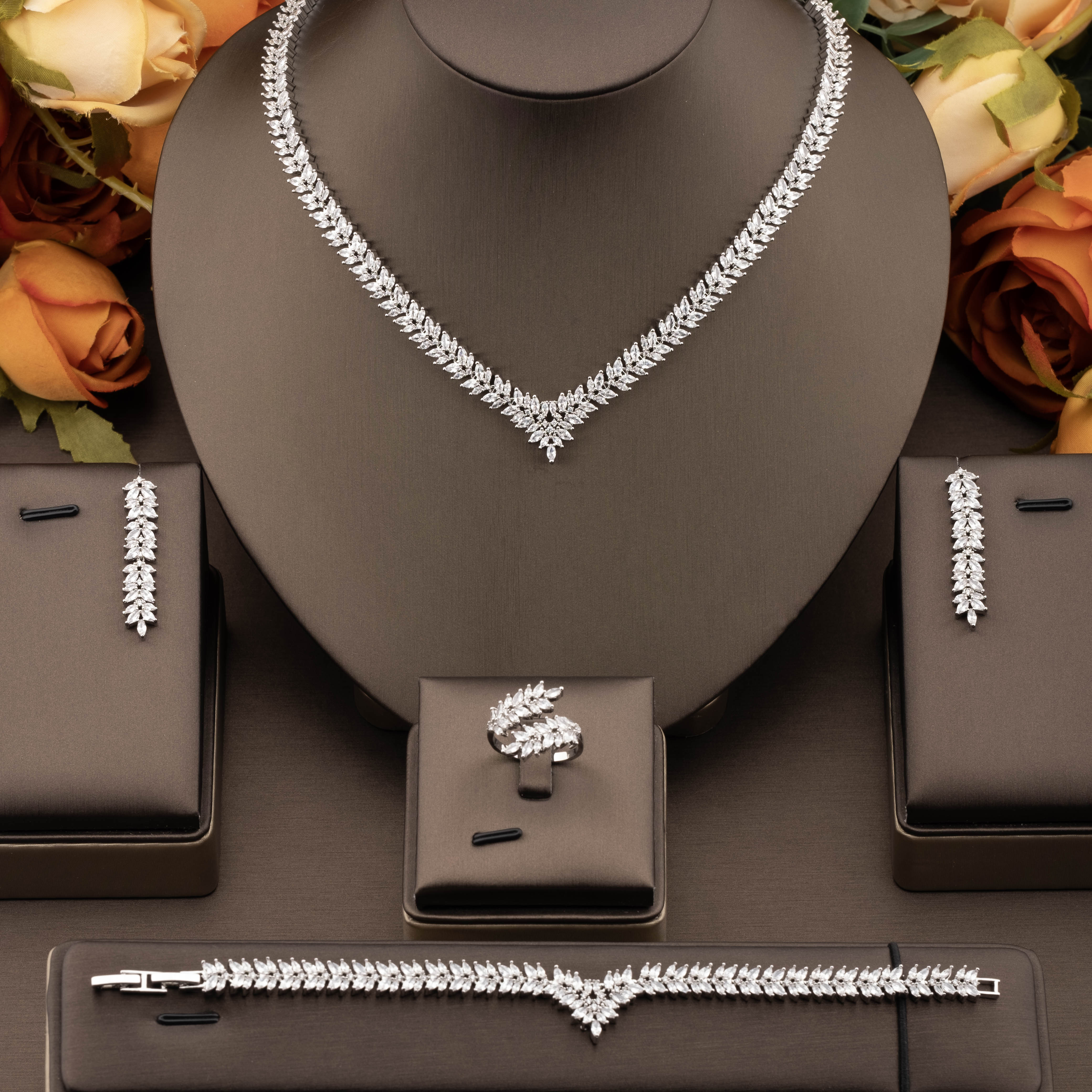 A luxurious and elegant jewelry set with cubic zirconia V-neck wheat ear design is suitable for ladies to wear at weddings pic 1