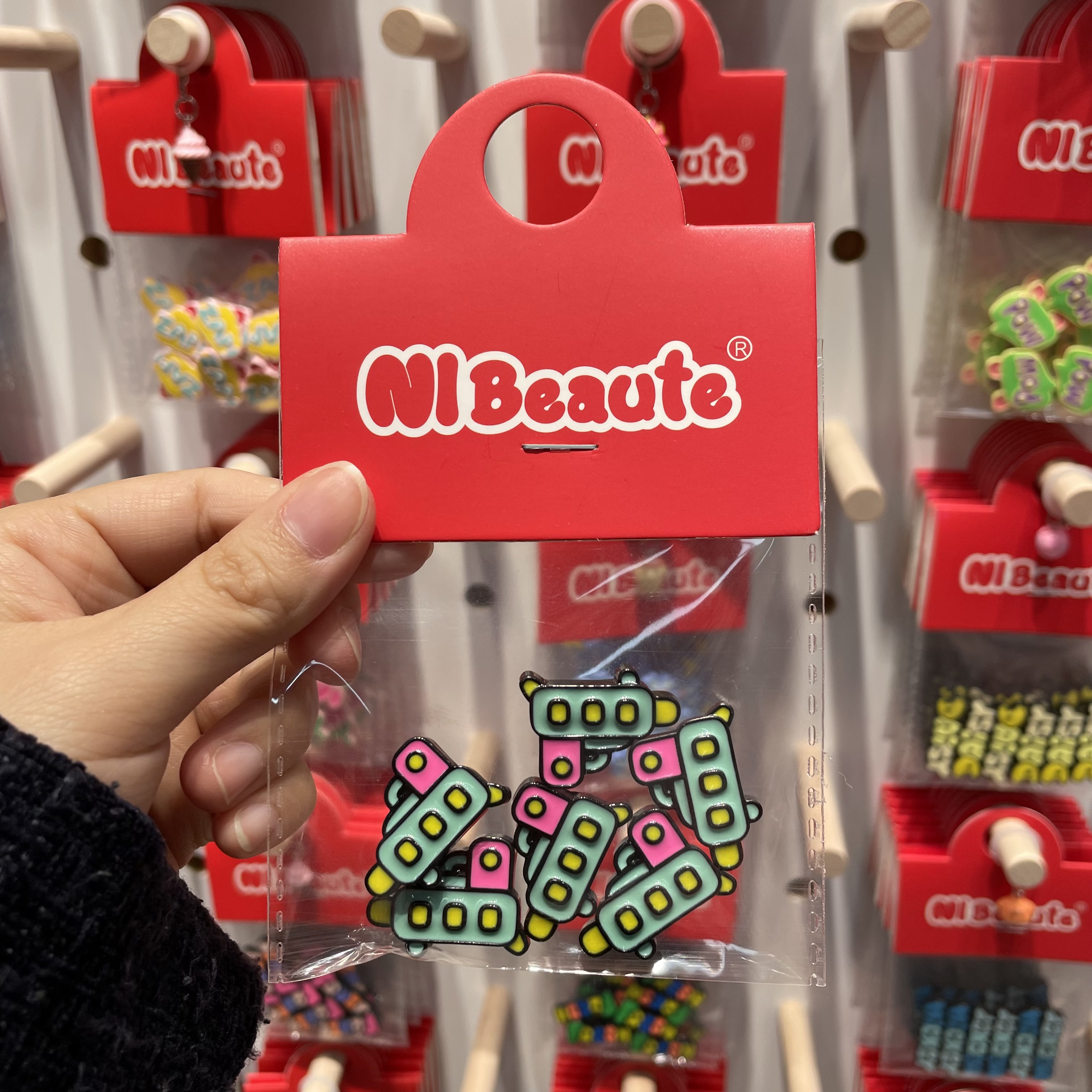 NIBeaute卡通玩具枪水枪～创意潮流玩具DIY套装详情5