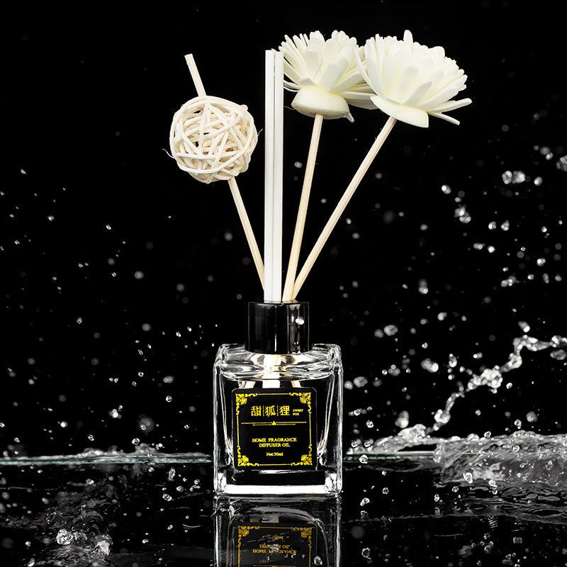 50ml四方瓶无火藤条香薰｜花卉装饰设计 · 持久扩香｜适用于卧室、客厅、卫浴的全屋清新香氛