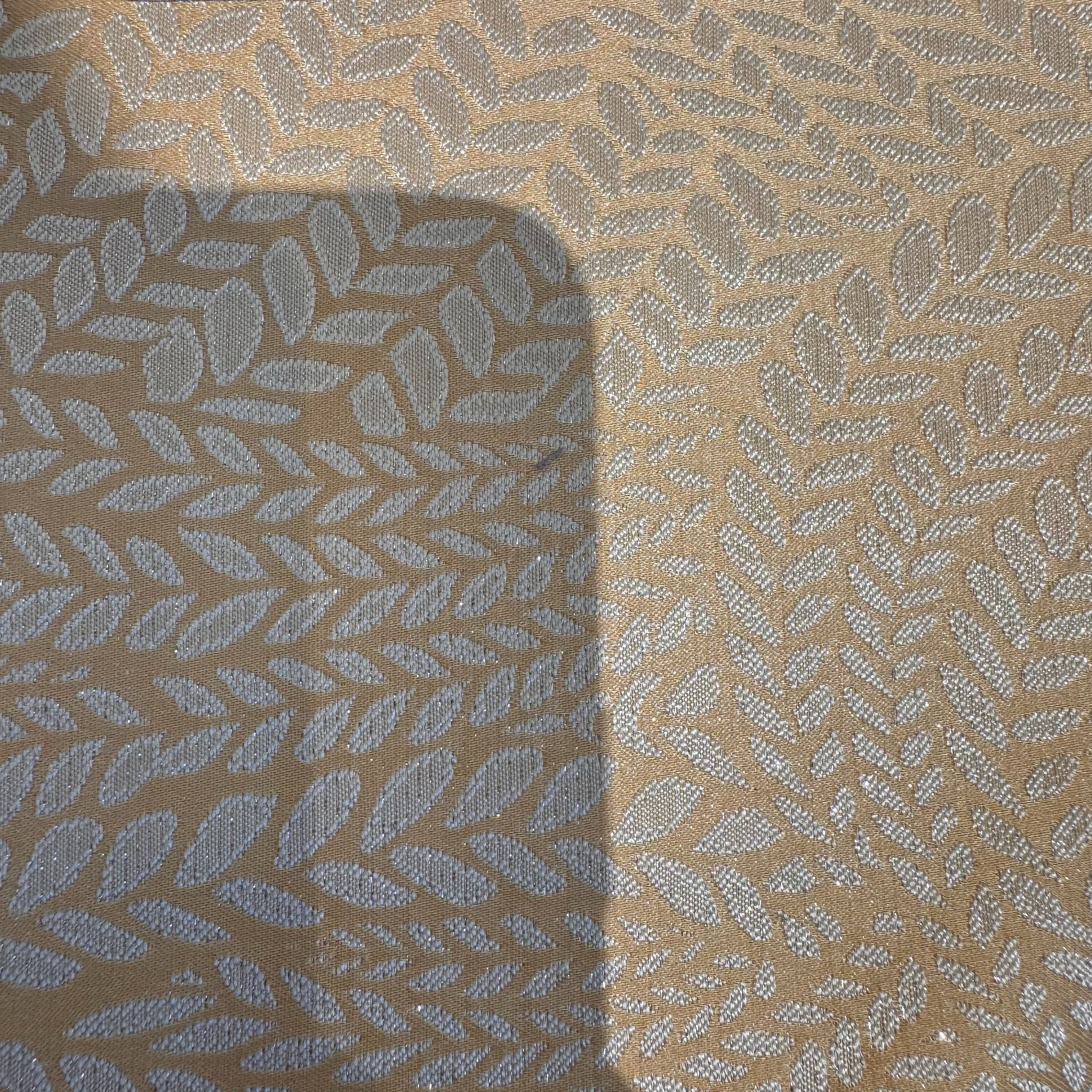 丝绸/瑕疵被面白底实物图