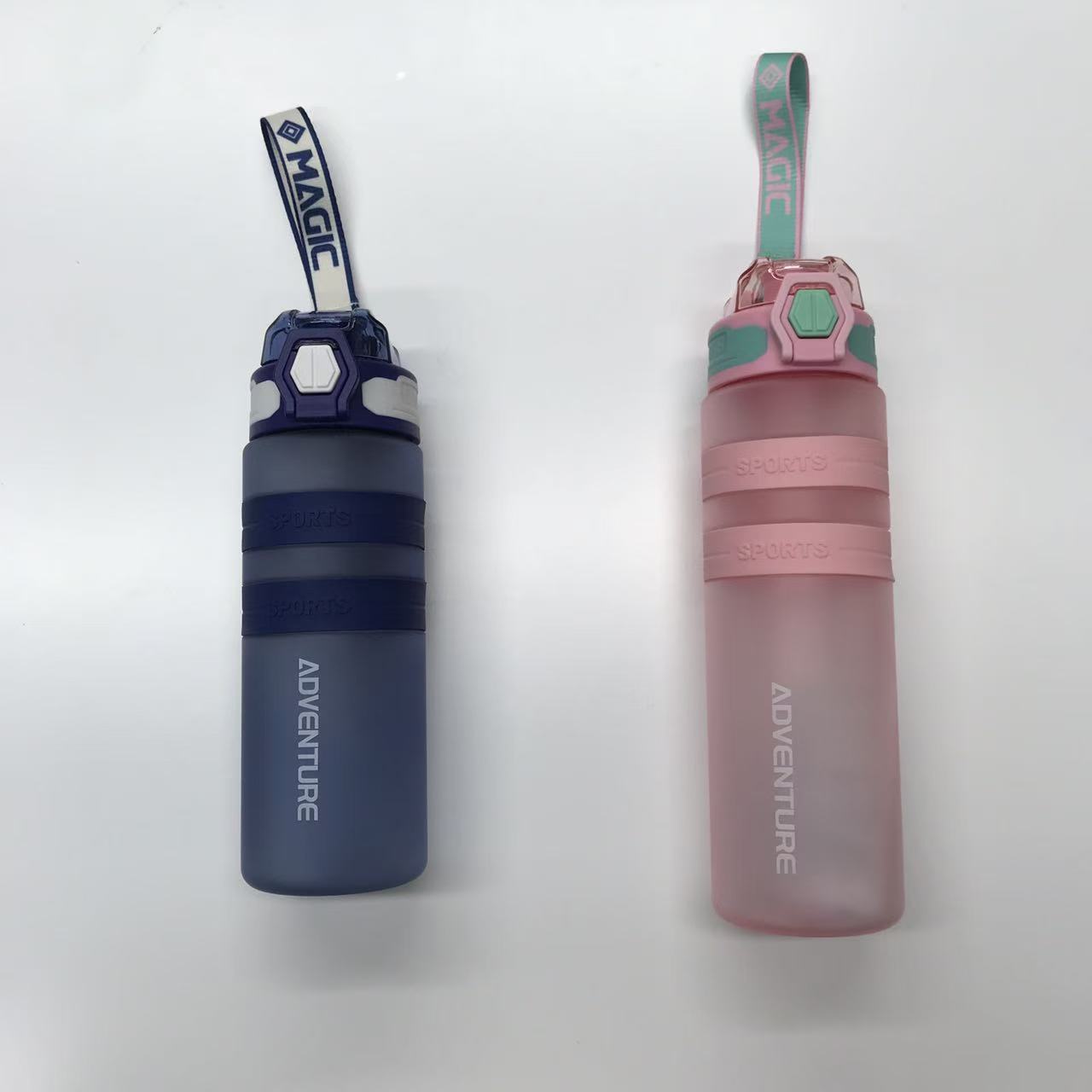 ADVENTURE渐变条纹弹跳盖水杯 运动风大容量便携杯 磨砂质感多色杯子详情3