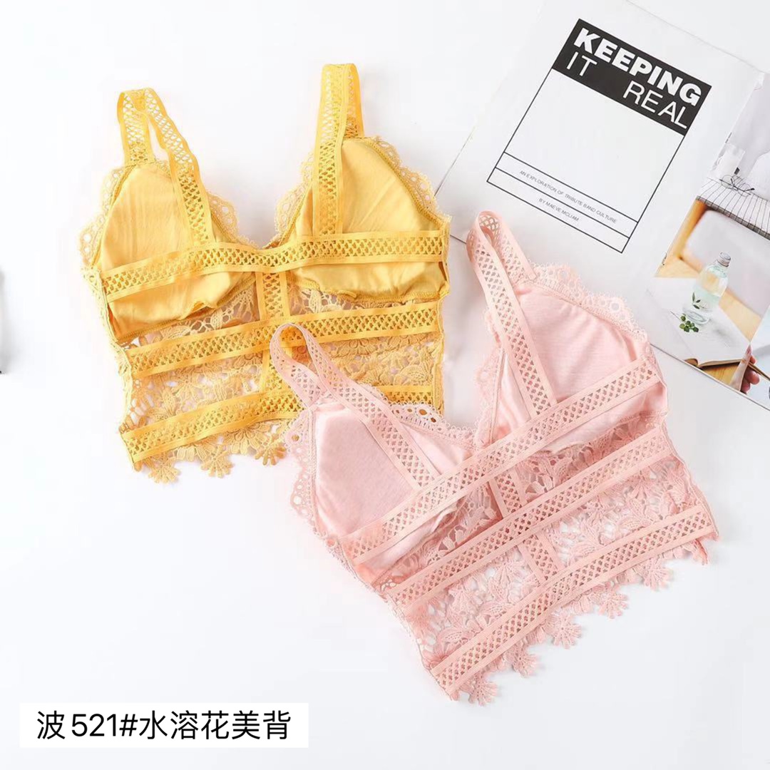 French lace halter top with chest pads Application Scenario