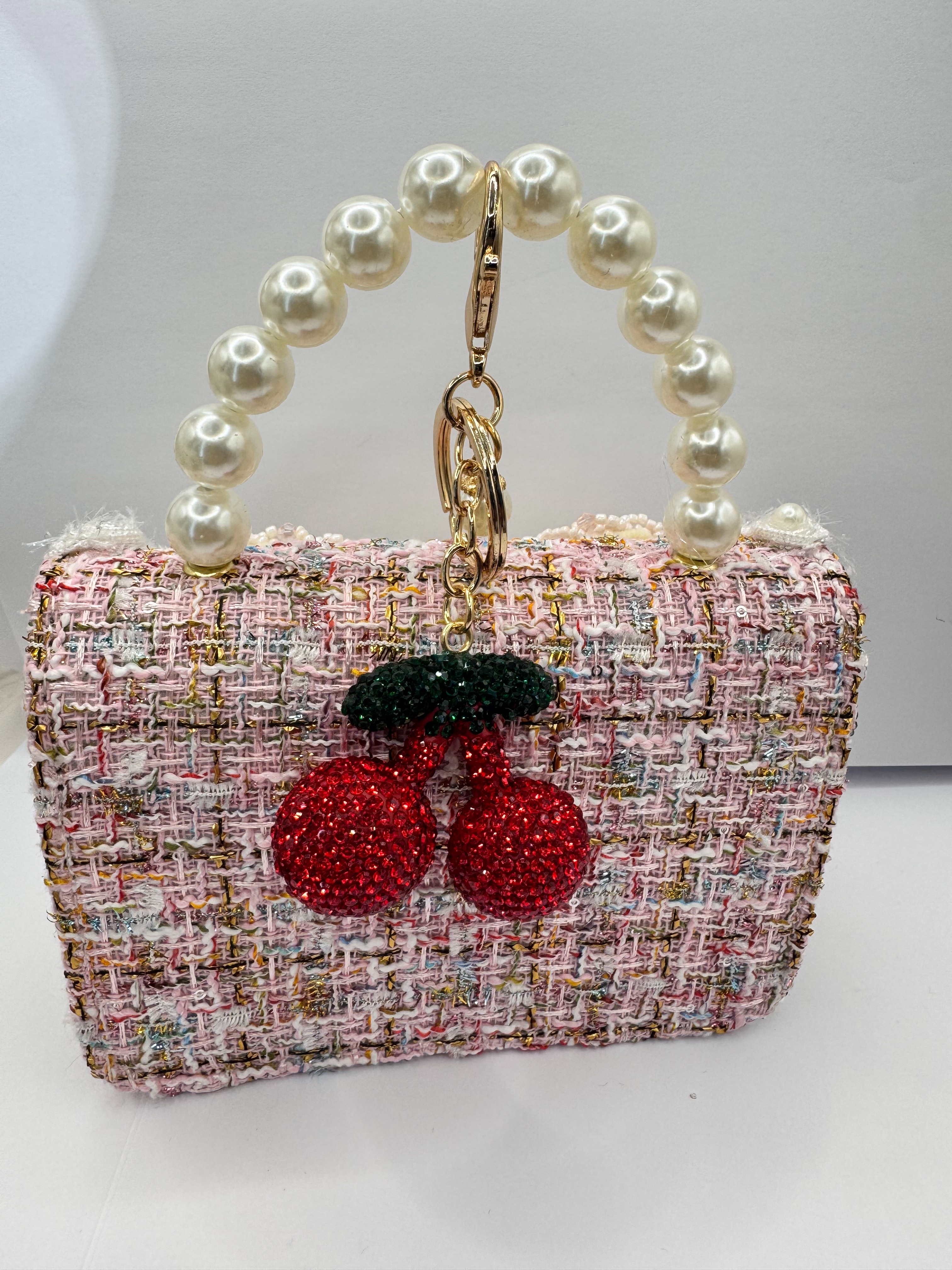 Yubaiya Original bag pendant factory direct sales, fashionable and simple, with a variety of optional accessories and ornaments, trendy and versatile Application Scenario