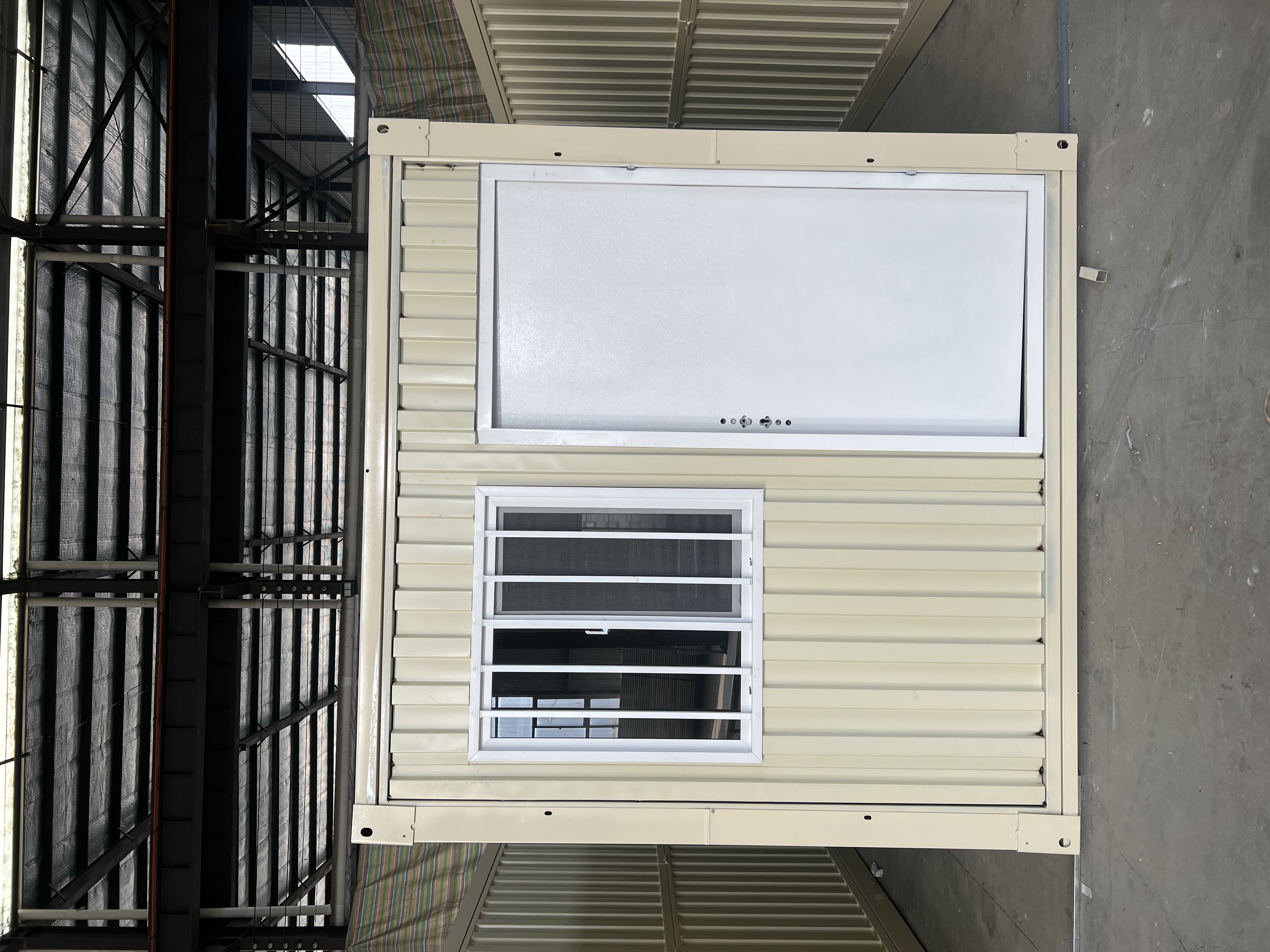 Factory direct sales of mobile houses: 20-foot and 40-foot flat roof double-wing folding houses, exposed slope roof movable activity houses, and expansion houses wholesale factory Specification image