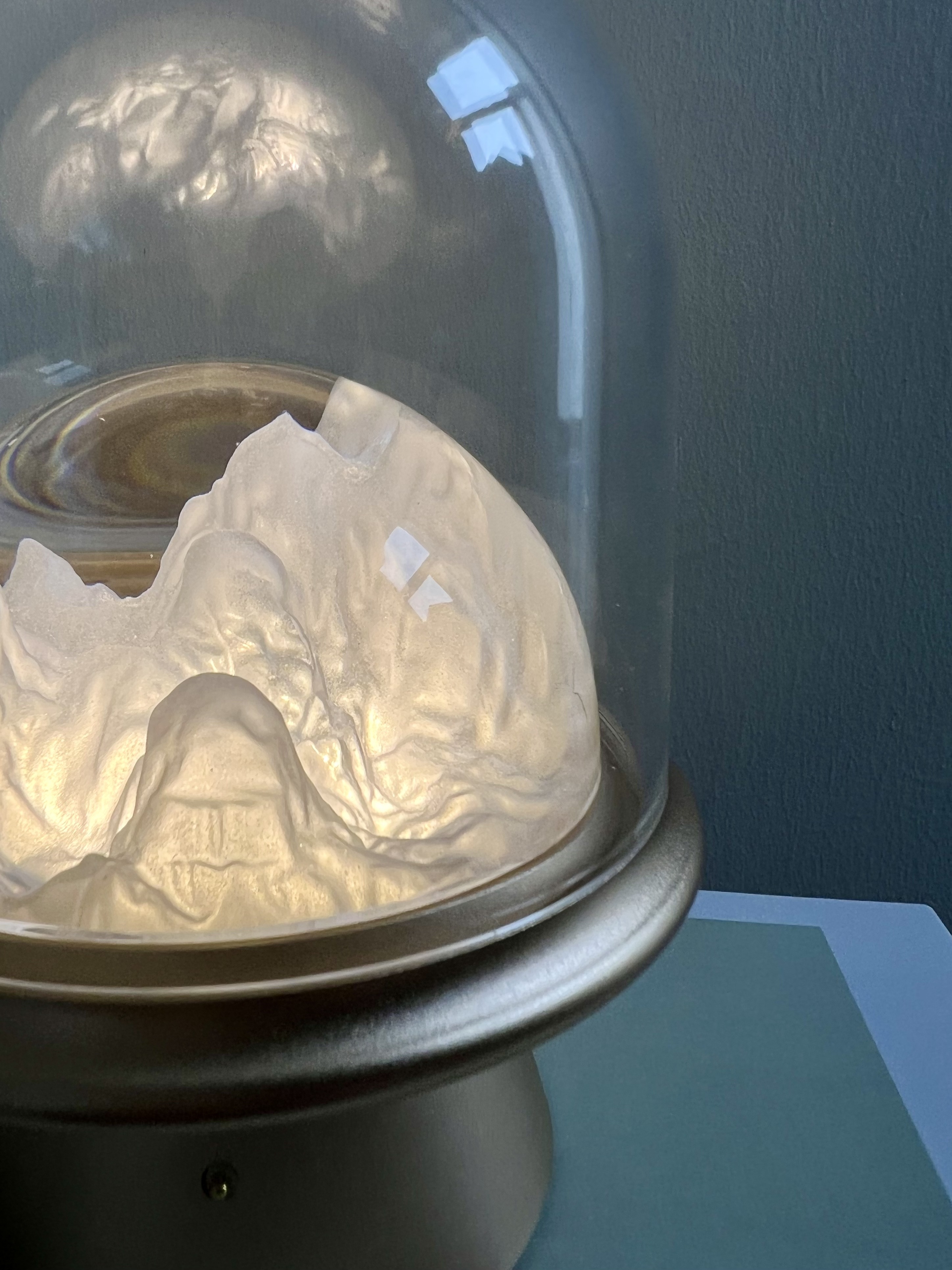 Creative table lamps, home decoration lamps, aluminum alloy acrylic atmosphere lamps, creative table lamps, ornaments, night lights Specification drawing