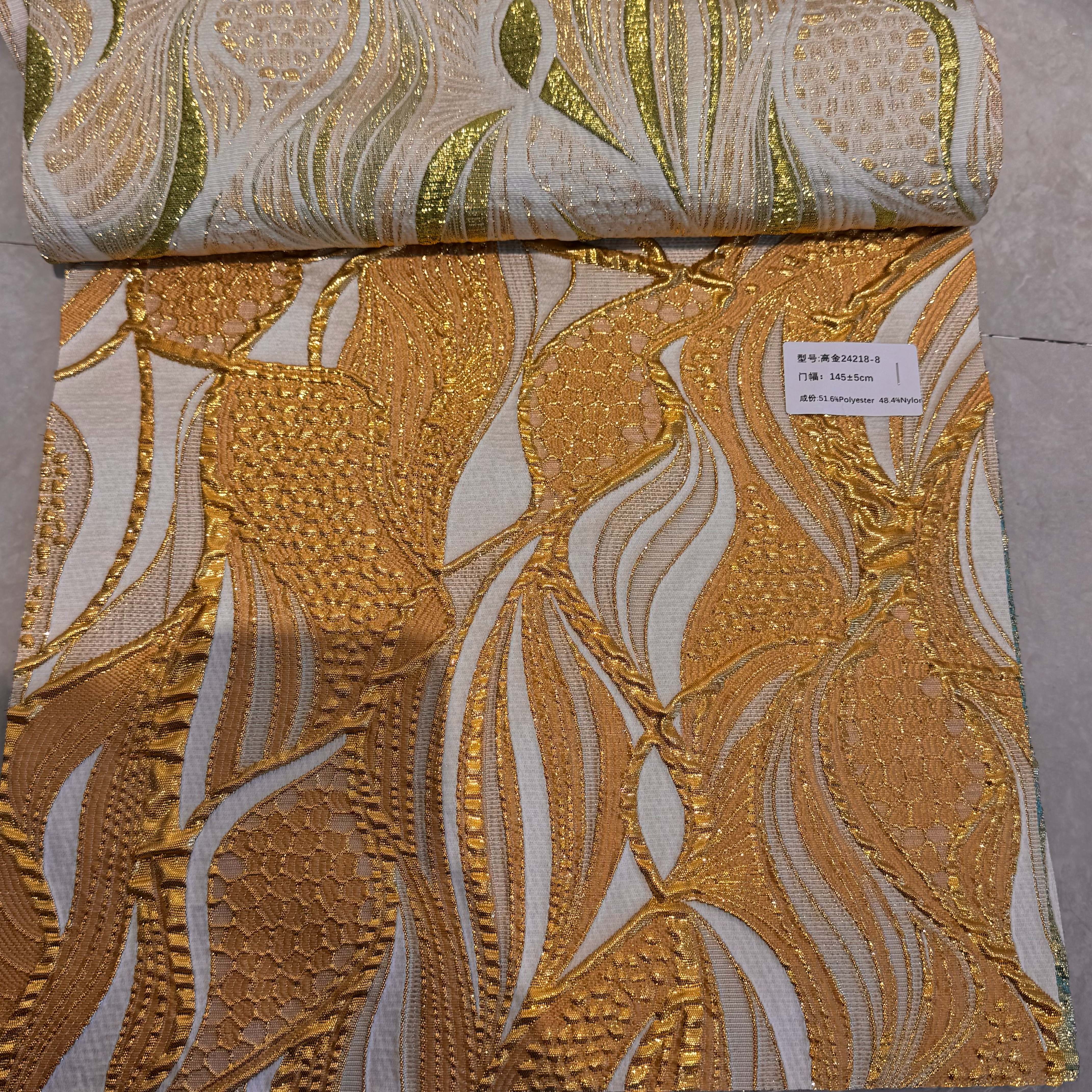 欧美优雅立体金丝浮雕色织提花面料西装套装连衣裙服装织锦缎布料枕巾用的布料格子布里布裙子外套面料详情8