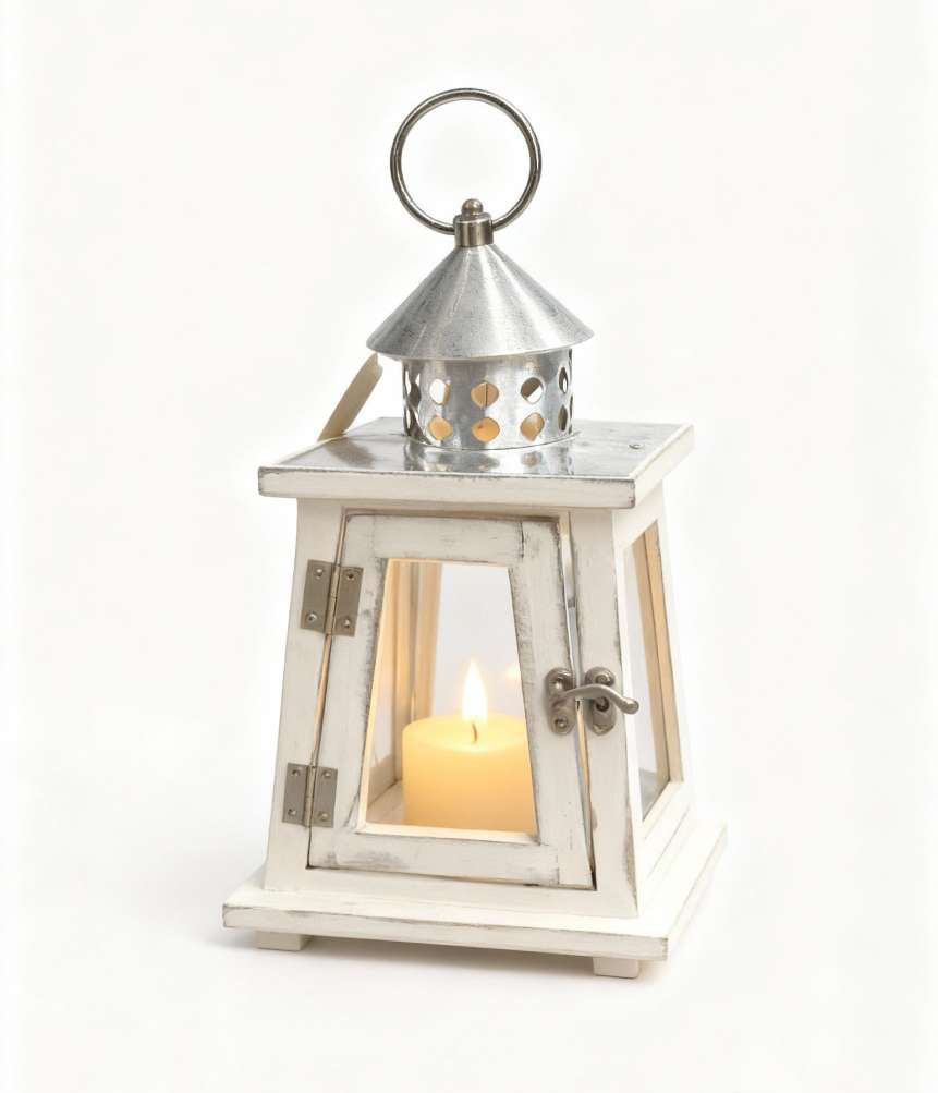 Handicrafts, candlesticks, wooden wind lamps, horse lanterns, outdoor Nordic style ornaments, indoor decoration, retro hand-held iron windbreak lamps, living room, bedroom, camping atmosphere decoration props, pointed heads Application Scenario