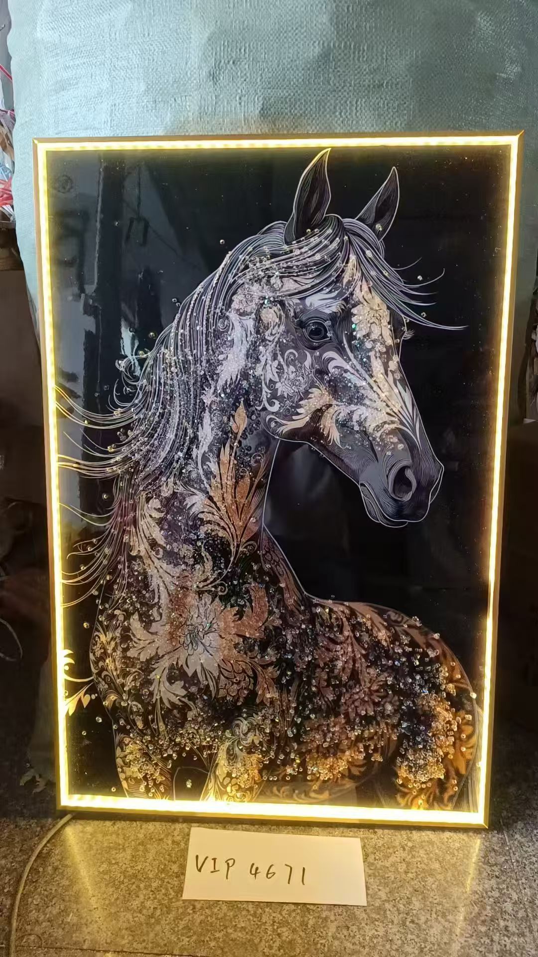 Peacock Light Luxury entrance hall decorative painting, led light painting, new high-end crystal porcelain hanging painting, corridor and passage mural Specification image