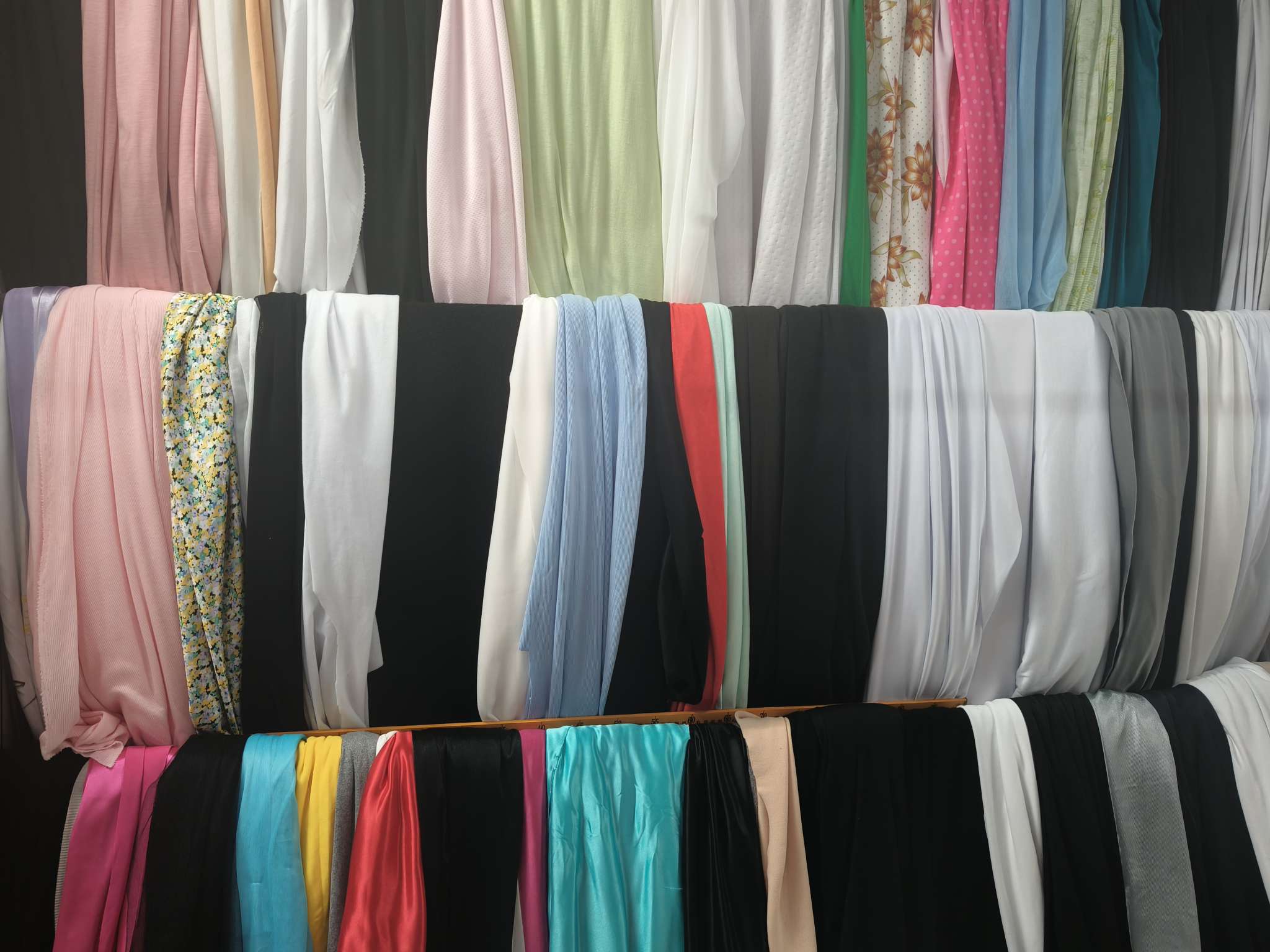 厂家直销网眼布 现货批发经编粗网纱 箱包鞋类夹层手袋洗衣袋网布零售