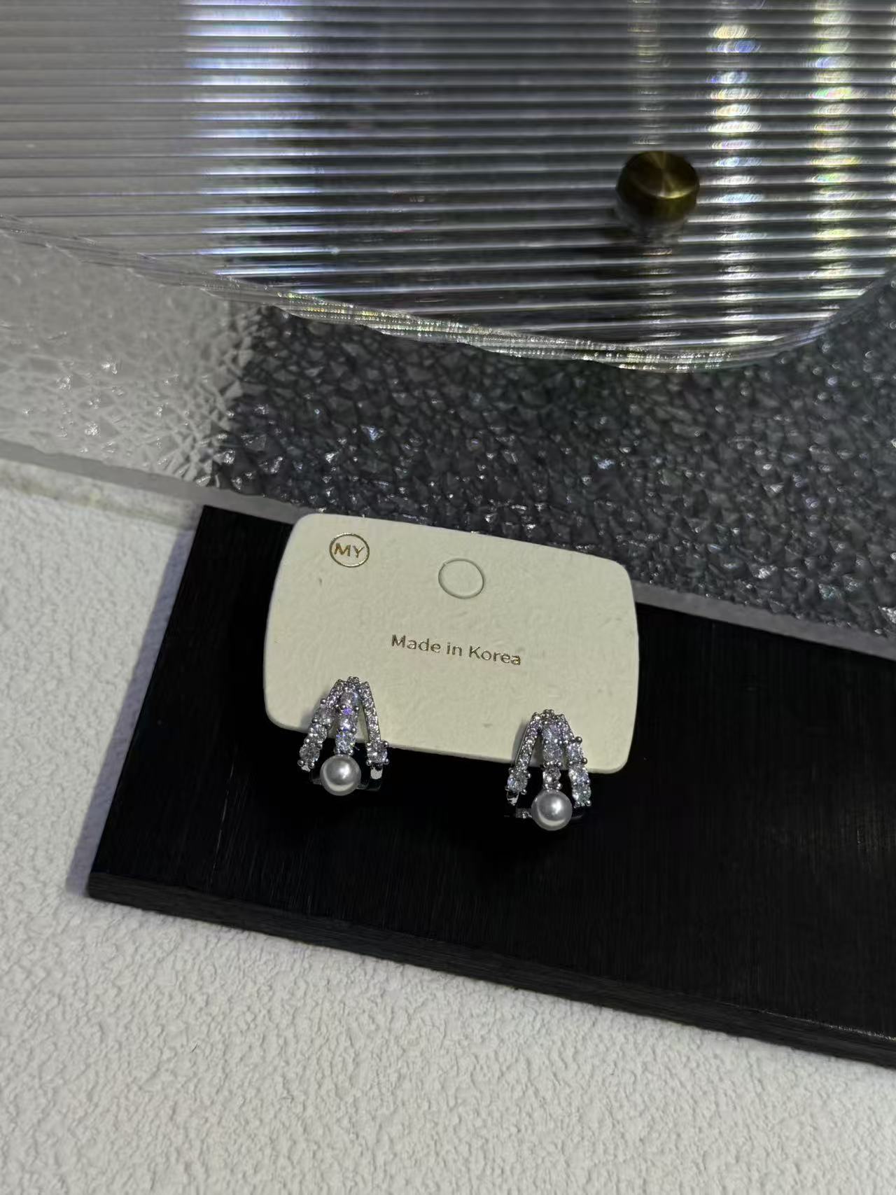 时尚烧焊锆石耳环耳饰女简约气质百搭耳环饰品潮流耳饰品A—1017饰品耳环