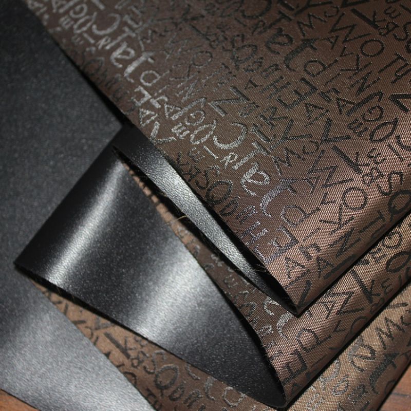 现货30色 皮革40S镜面皮革PVC人造革面料 厂家直销细节图