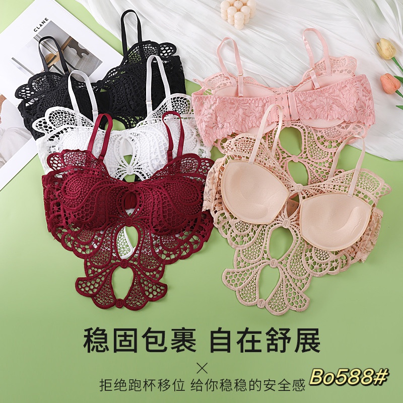 The halter vest has a chest pad details Picture