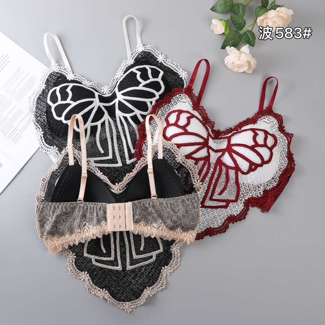 性感水溶花蕾丝美背新品/吊带背心带胸垫白底实物图