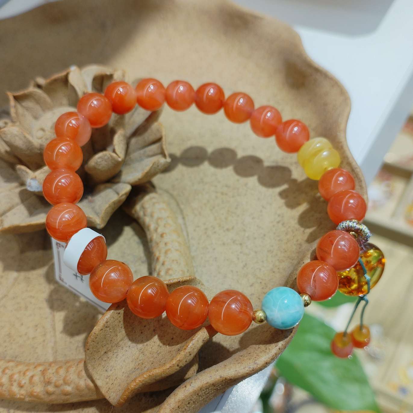 8mm Fashion Light Natural South Red bracelet, fashionable jewelry for women, original Korean version, simple and versatile accessory gift detail image 3