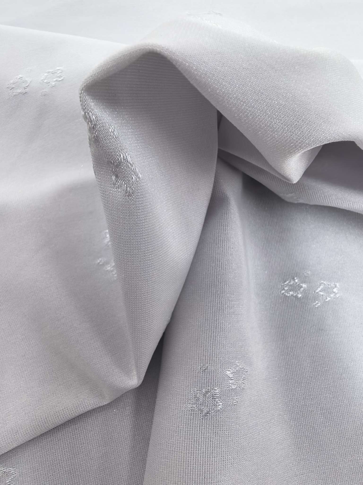 WKA90788 polyester knitted close-knit jacquard fabric is suitable for masks, face masks, underwear, bras, providing a cool and comfortable feeling. It is independently innovated and developed in a targeted manner, and can be customized based on samples Application Scenario