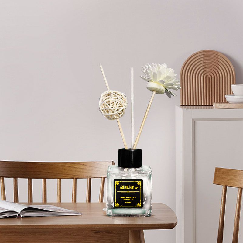 小容量50ml四方瓶无火藤条香薰 · 花卉装饰香氛｜长效扩香｜卧室客厅卫浴通用空气清新剂香水香薰香薰蜡烛