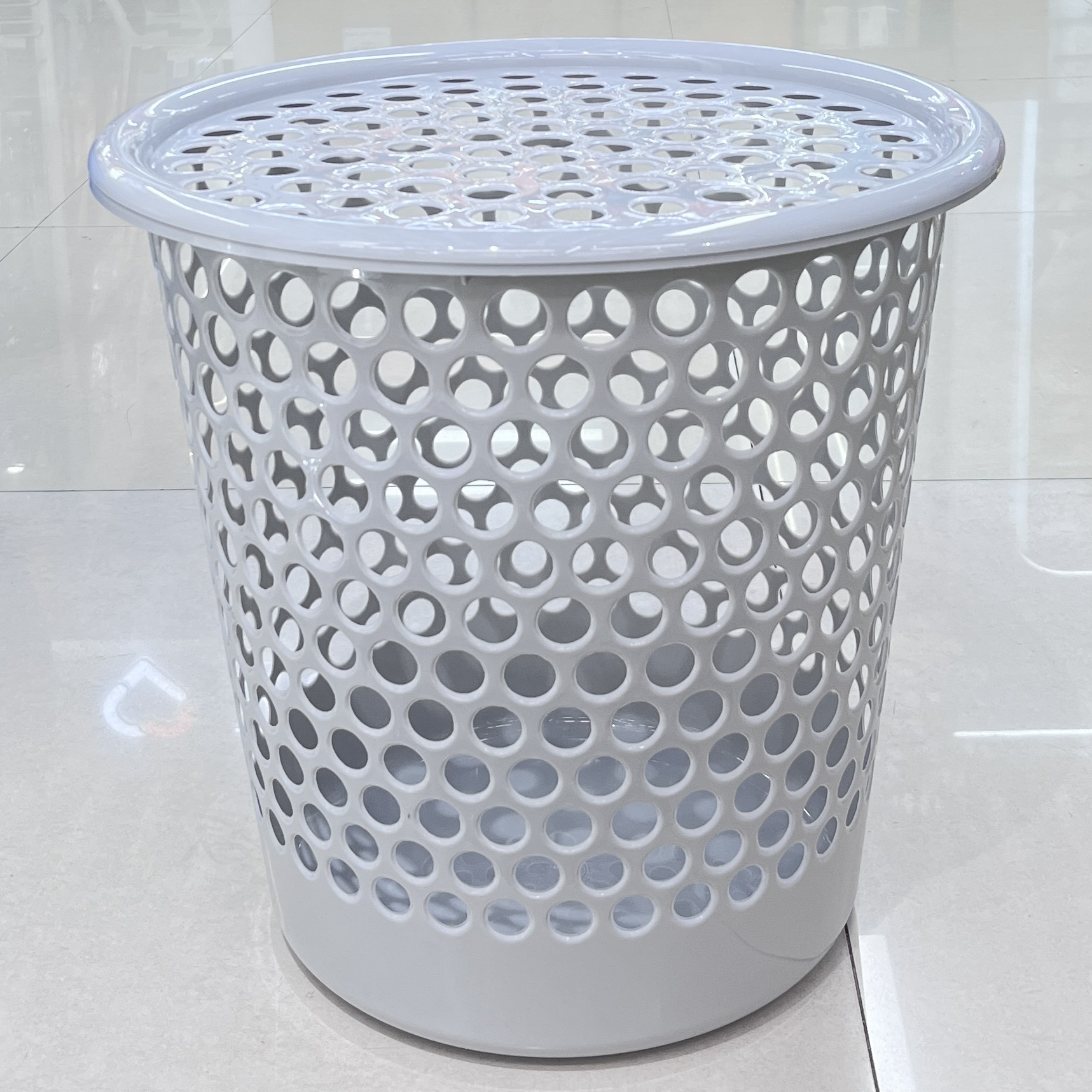 2025 New covered dirty clothes basket, multi-functional portable storage basket, large-capacity household bathroom dirty clothes basket, plastic