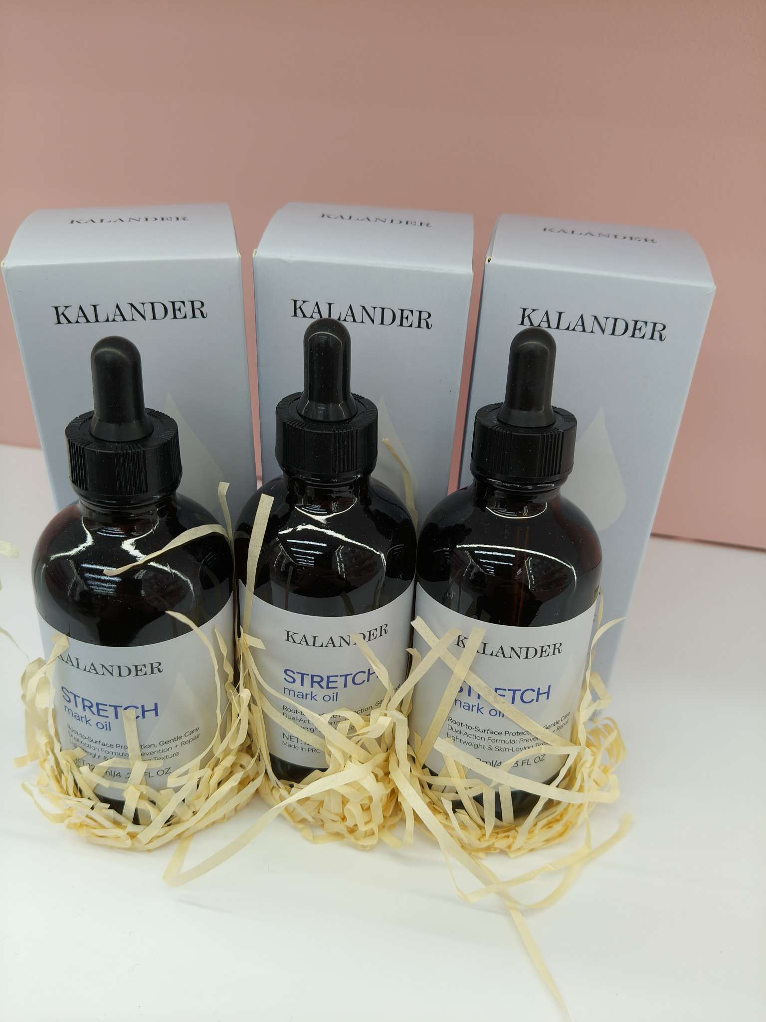 拉伸 马克石油  论成为有专为肌肤量身打造 天然植物萃取  预防+修复轻凉亲肤质感白底实物图