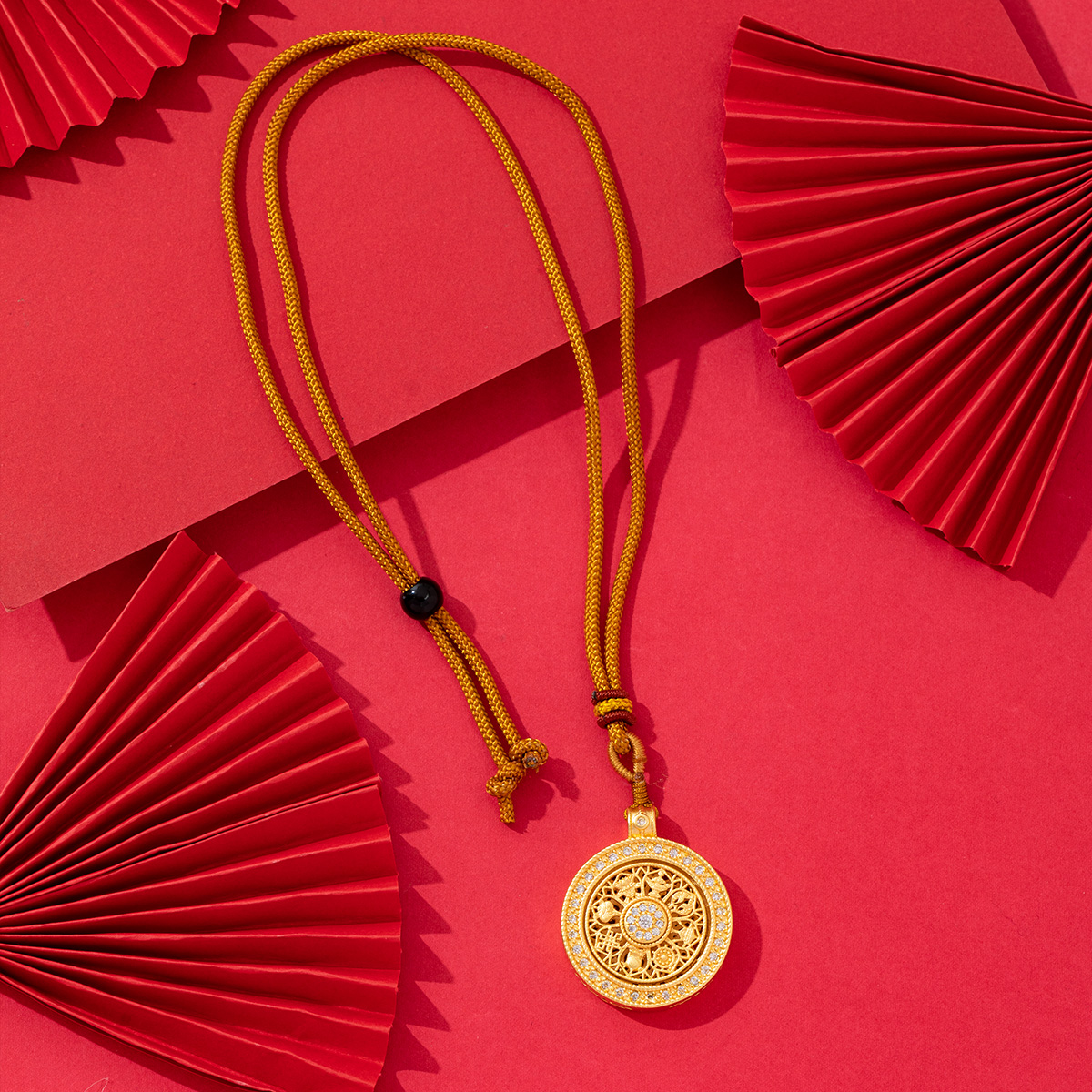 A new Chinese-style retro rotating full diamond pendant necklace with the same eight treasures as the gold store, suitable for both men and women. It's a high-end and versatile copper gold-plated wholesale Specification image