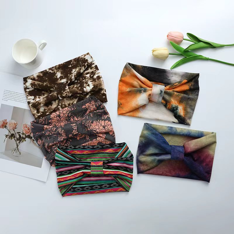 New wide tie-dye hair bands from Europe and America, women's sports yoga sweat-absorbing elastic headbands, fashionable hair bands, hair accessories, headbands for sports and fitness details Picture