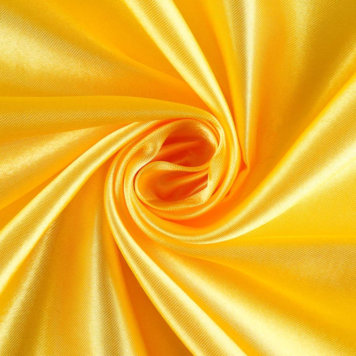 Solid-color DIY handcrafted fabric clothing gift box, silk and satin wedding lining fabric Application Scenario