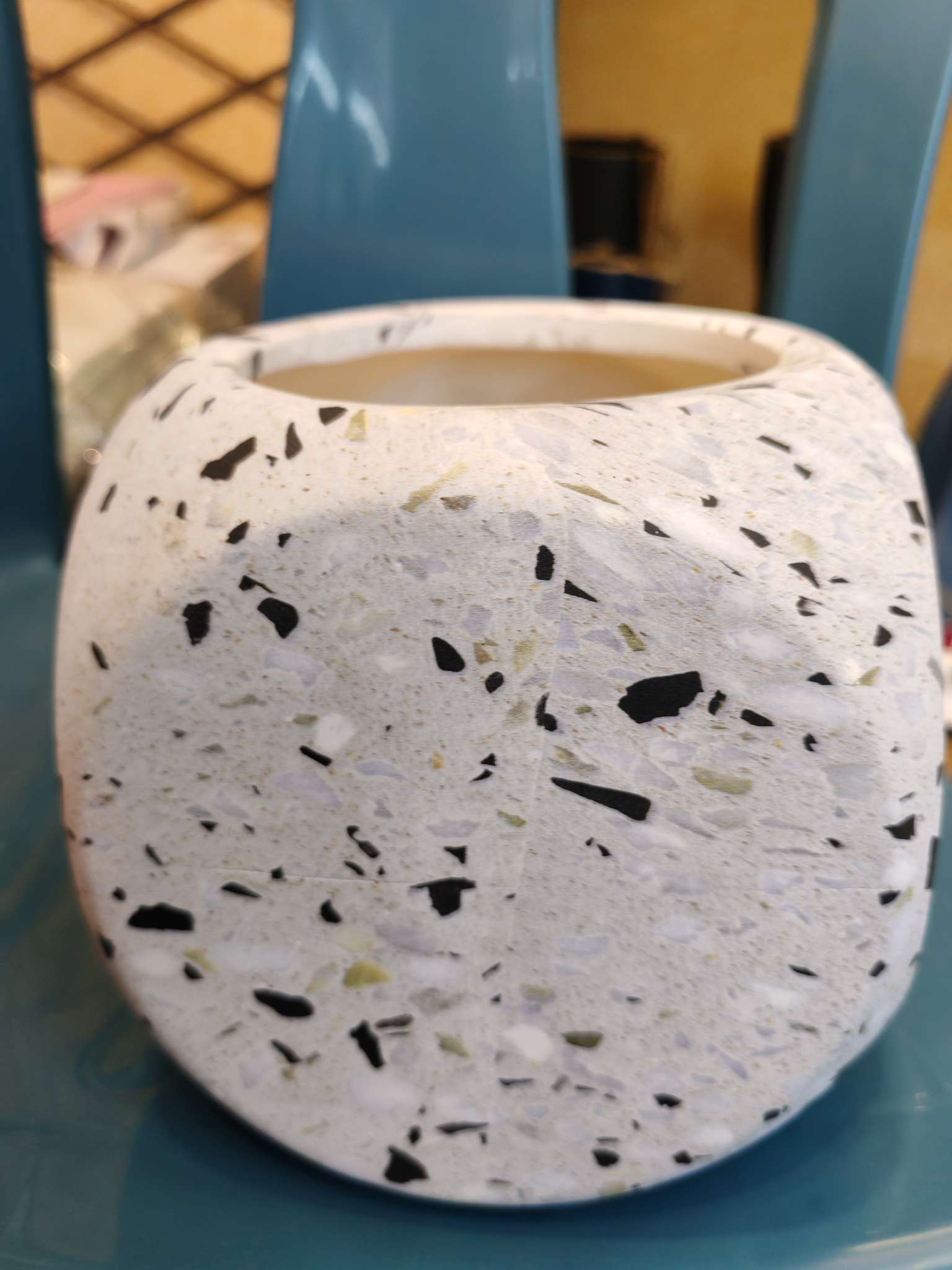 Ceramic handicrafts, ornaments, gift vases, decorative ceramic soft furnishings 71017 Specification image