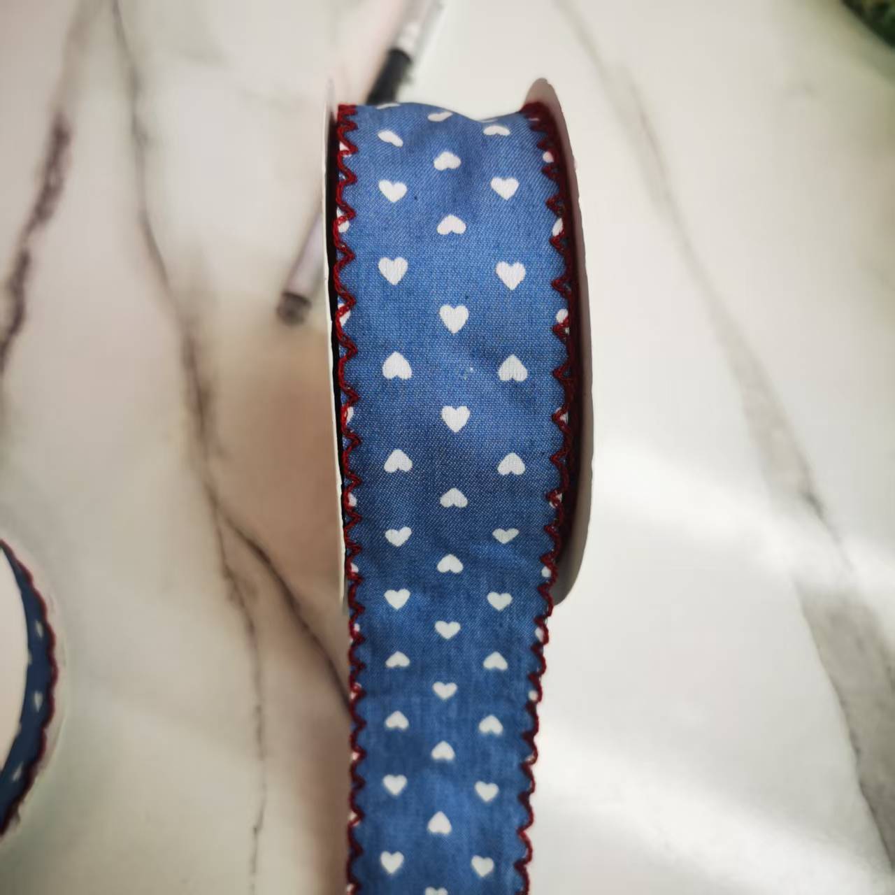 2.5 cm denim heart-shaped wine red border, size 5 clothing hat accessories, headwear, bow, lace accessories Application Scenario