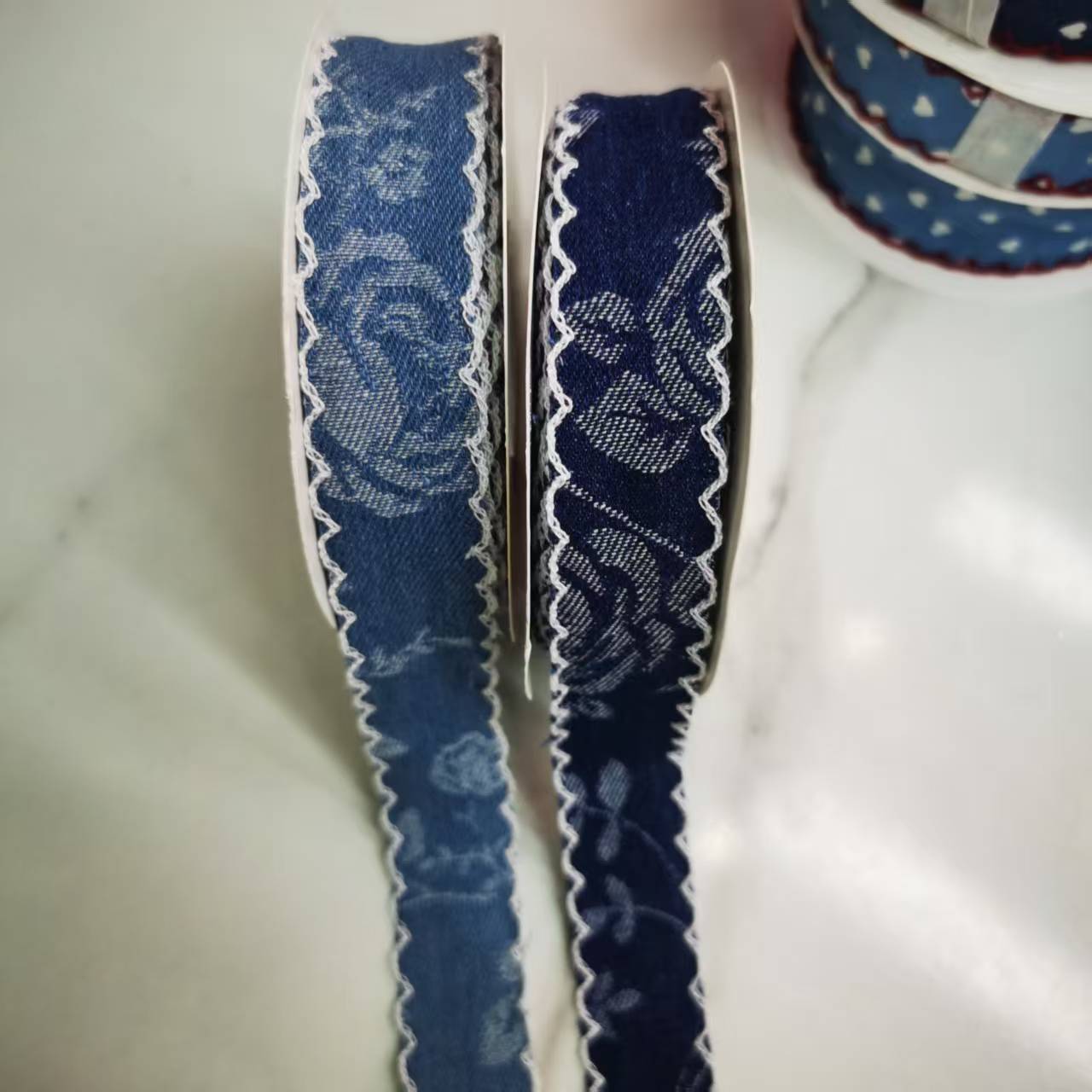2.5 cm rose denim with white borders, 5 yards per bag for clothing, shoes, hats, accessories, toys, dolls, bows, lace accessories Specification image