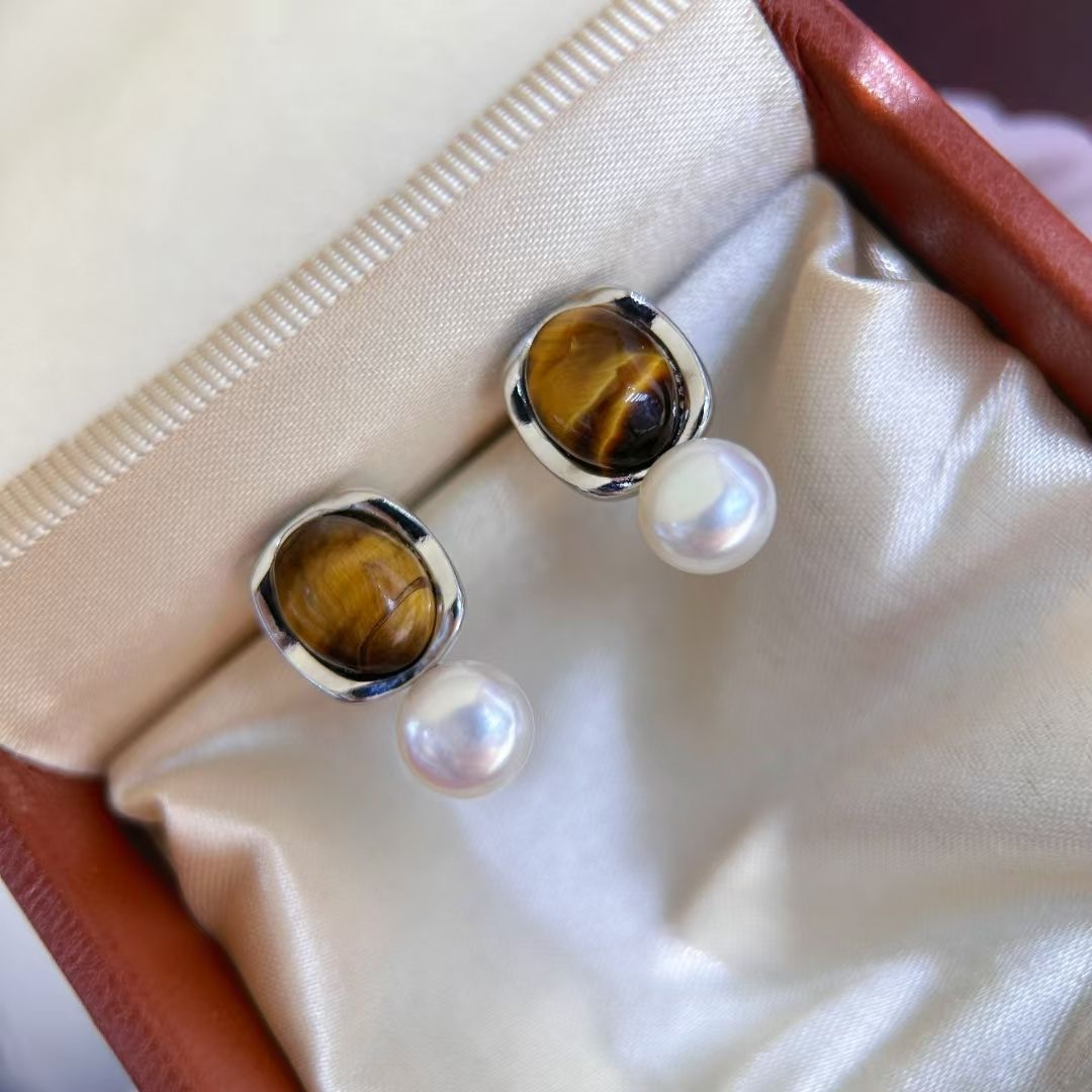 淡水珍珠复古虎眼石珍珠耳钉女复古港风高级小众新款精致小巧耳环珍珠项链首饰项链详情图8