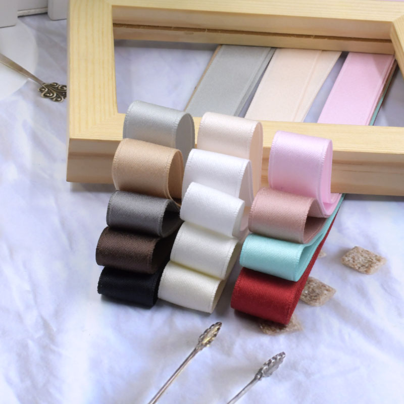 涤棉带 织带辅料彩带丝带多用途布料装饰材料织带辅料辅料布织带彩带丝带段面圆点织带子母带滚边条详情5